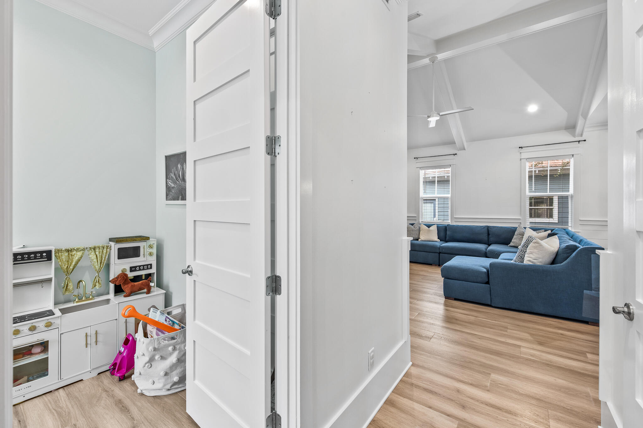 MAGNOLIA BEACH - Residential