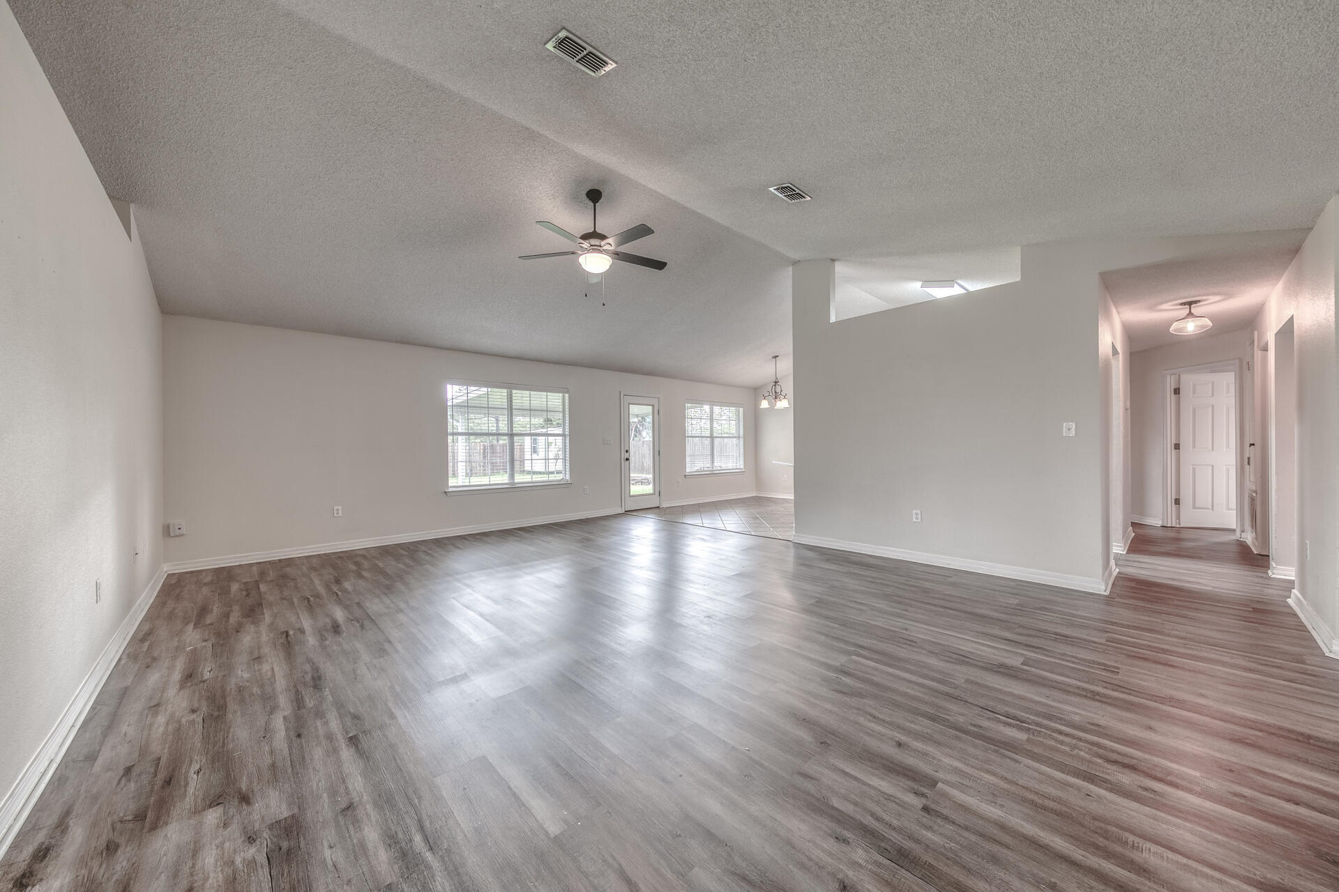 HAMPTON RIDGE ESTATES 1ST ADD - Residential