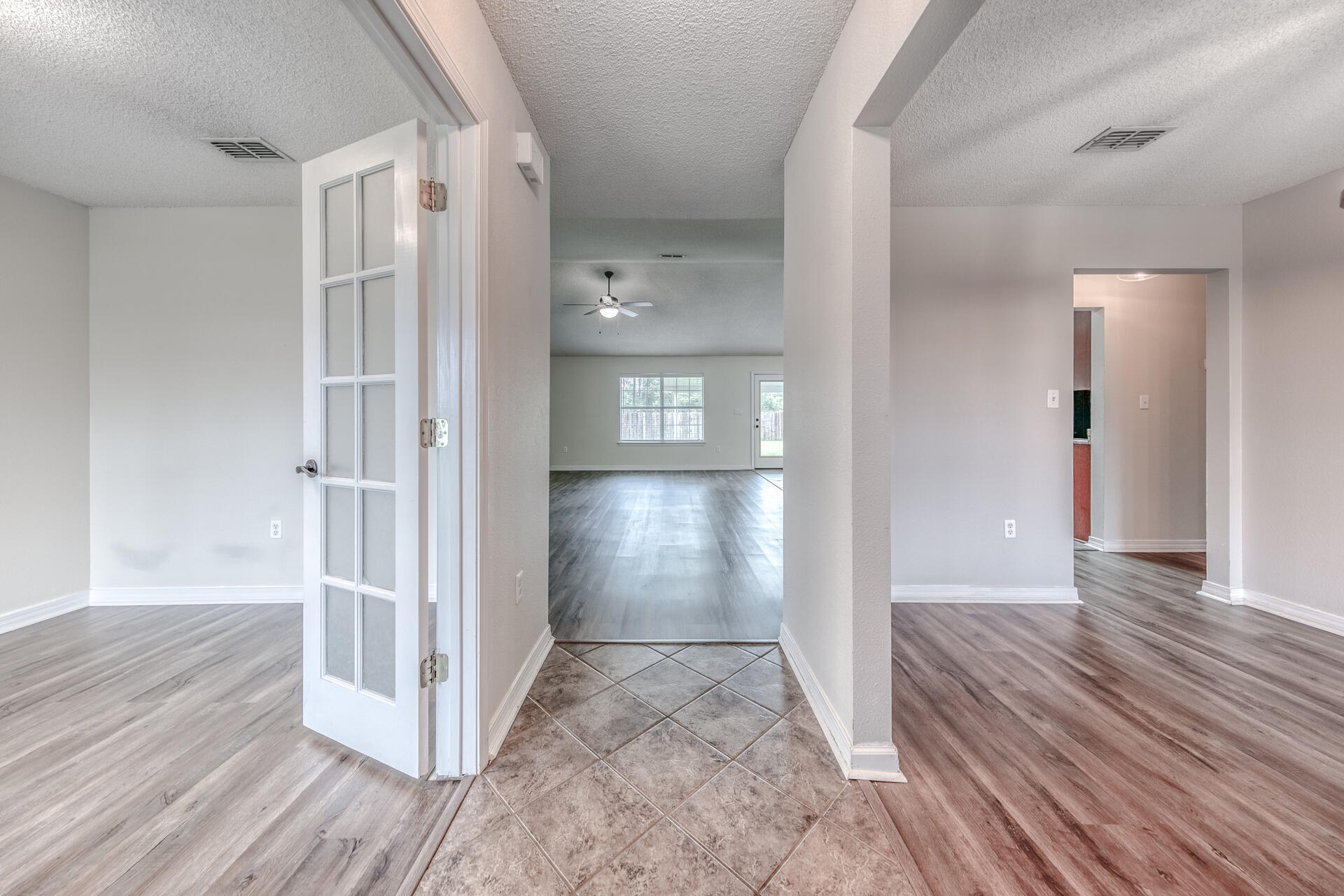 HAMPTON RIDGE ESTATES 1ST ADD - Residential