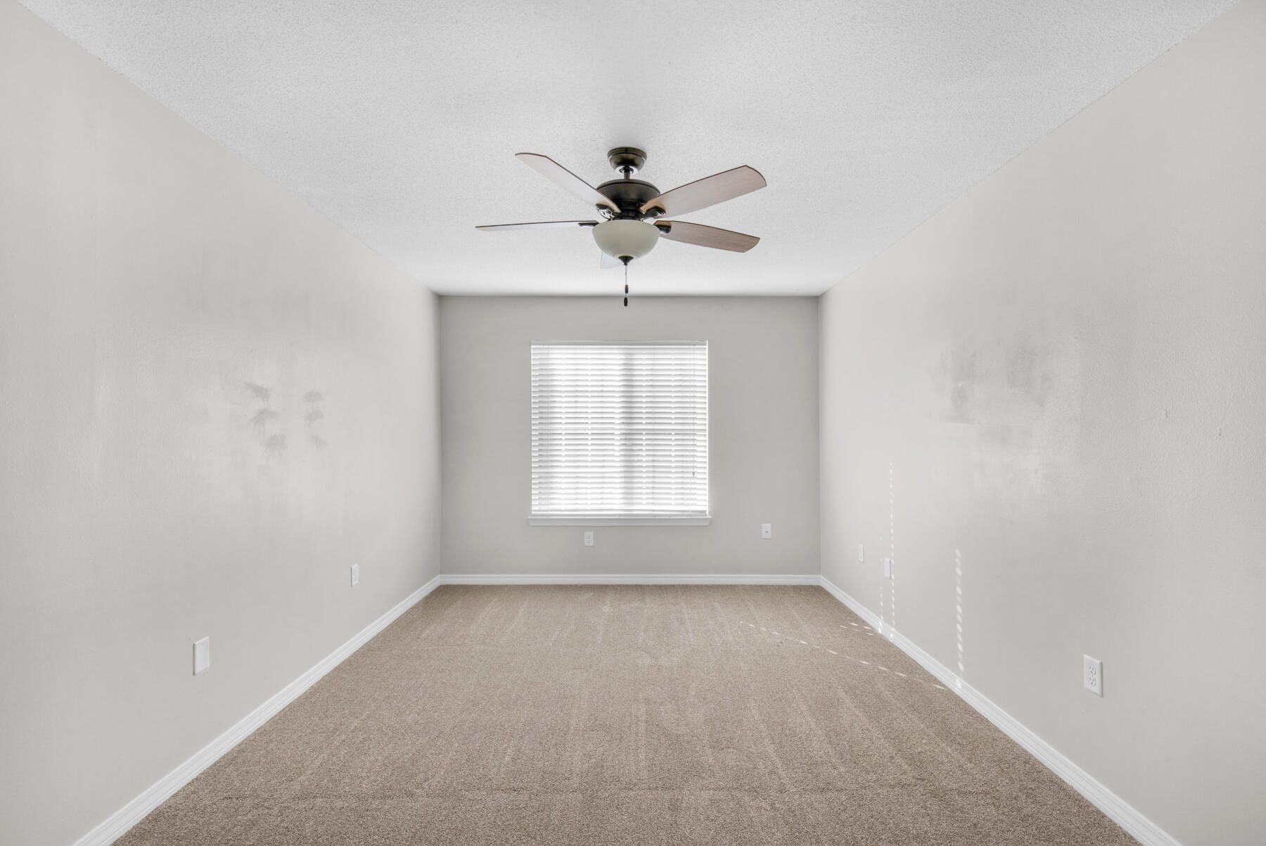 BRITTS MANOR S/D - Residential Lease