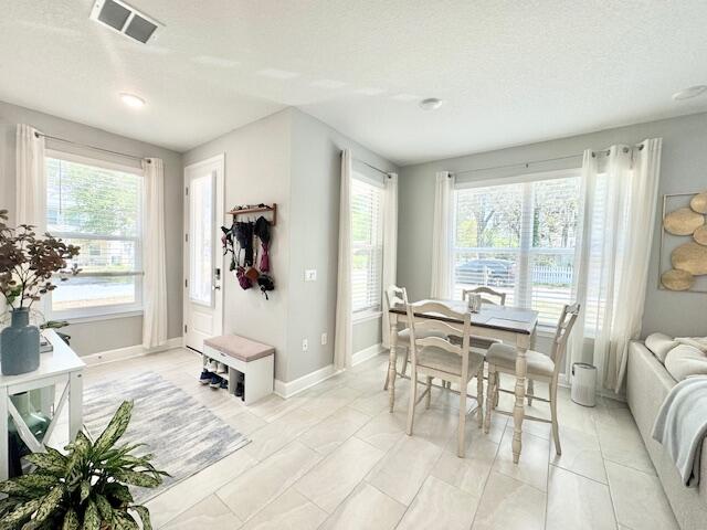 HELMS & ALLEN S/D LOTS 17 & 18 BLK 3 - Residential Lease