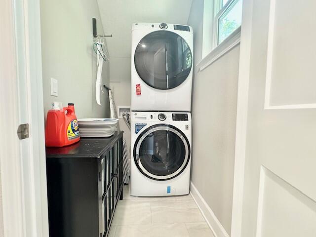 HELMS & ALLEN S/D LOTS 17 & 18 BLK 3 - Residential Lease