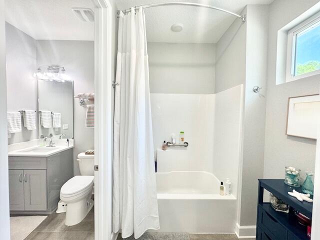 HELMS & ALLEN S/D LOTS 17 & 18 BLK 3 - Residential Lease