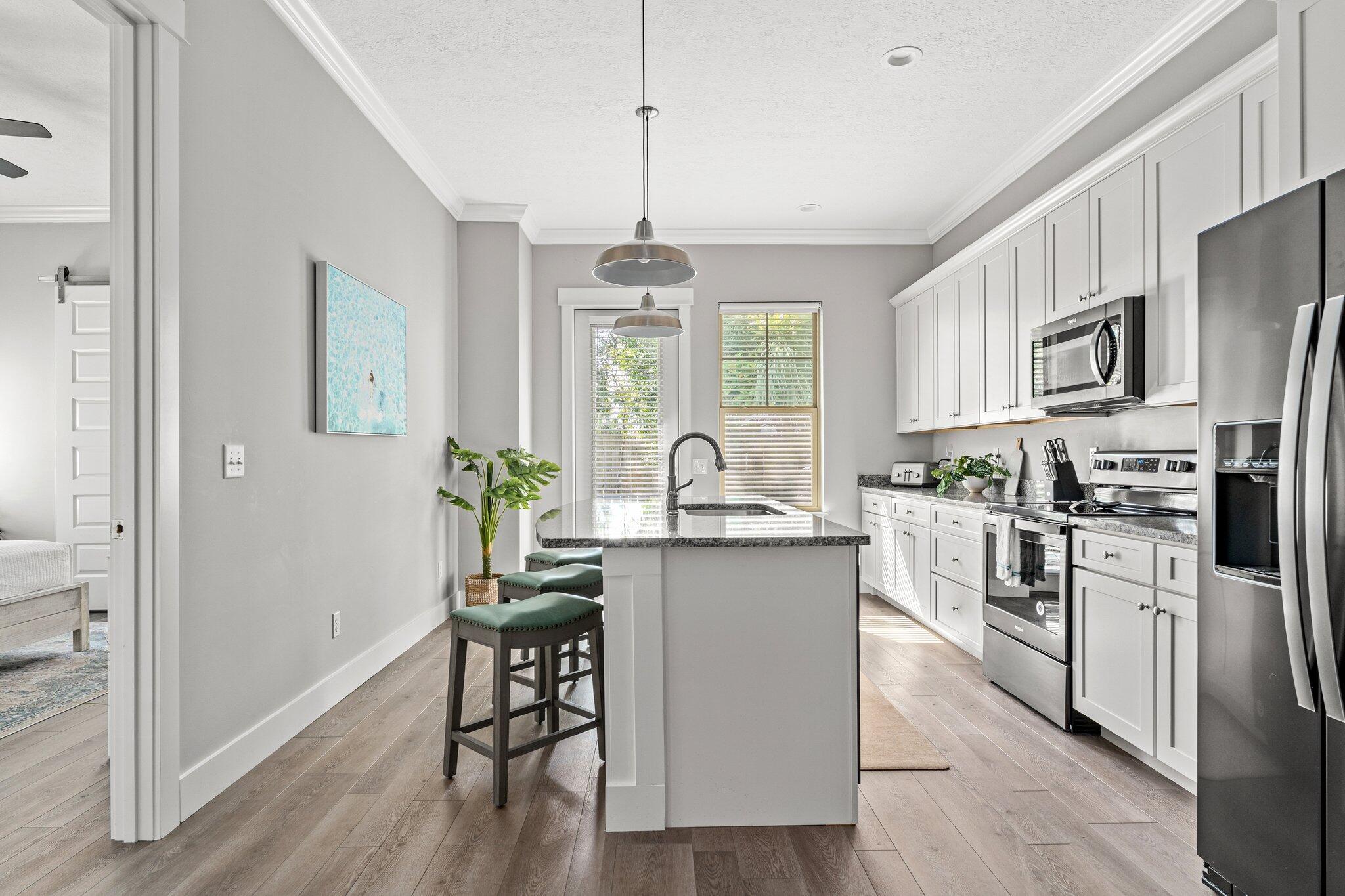 LAGUNA BEACH 8TH ADDN - Residential