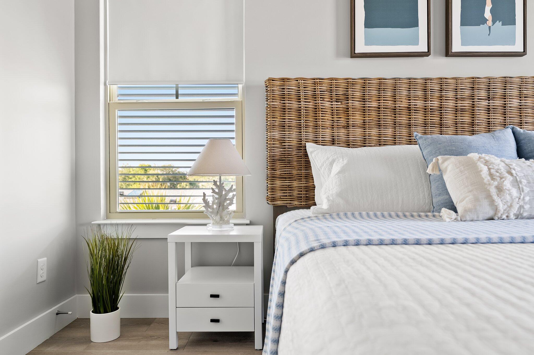 LAGUNA BEACH 8TH ADDN - Residential