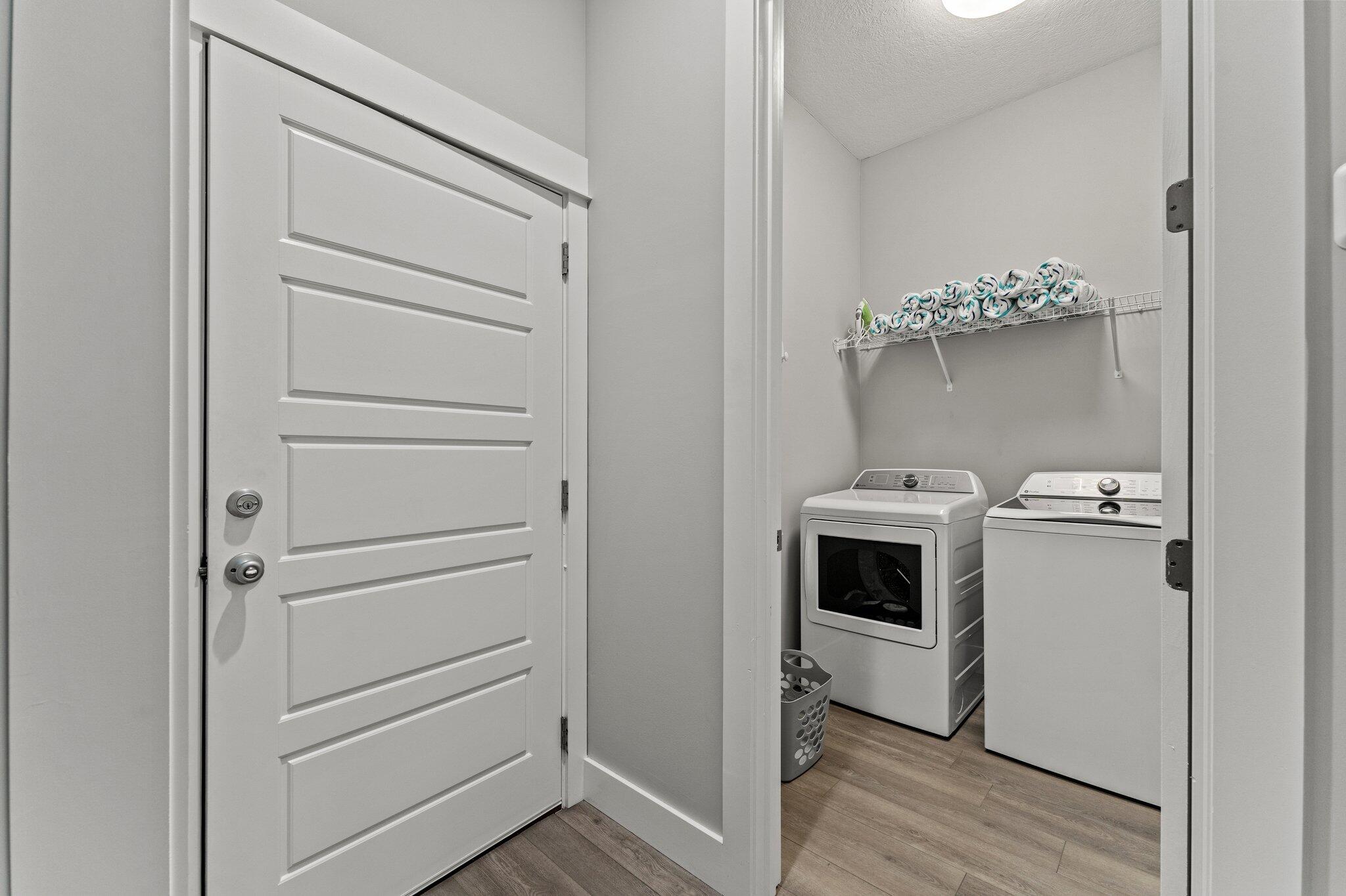 LAGUNA BEACH 8TH ADDN - Residential