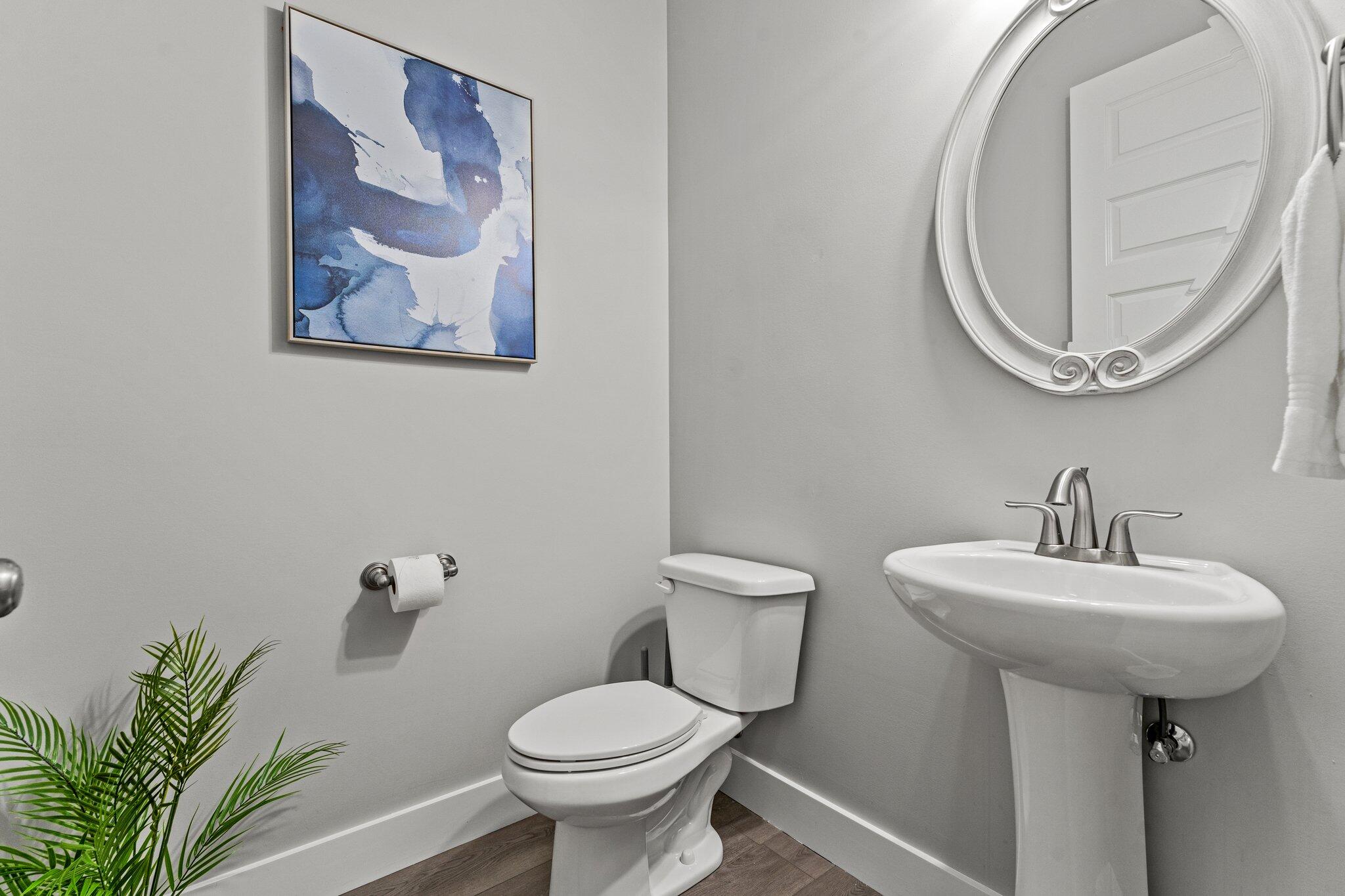 LAGUNA BEACH 8TH ADDN - Residential