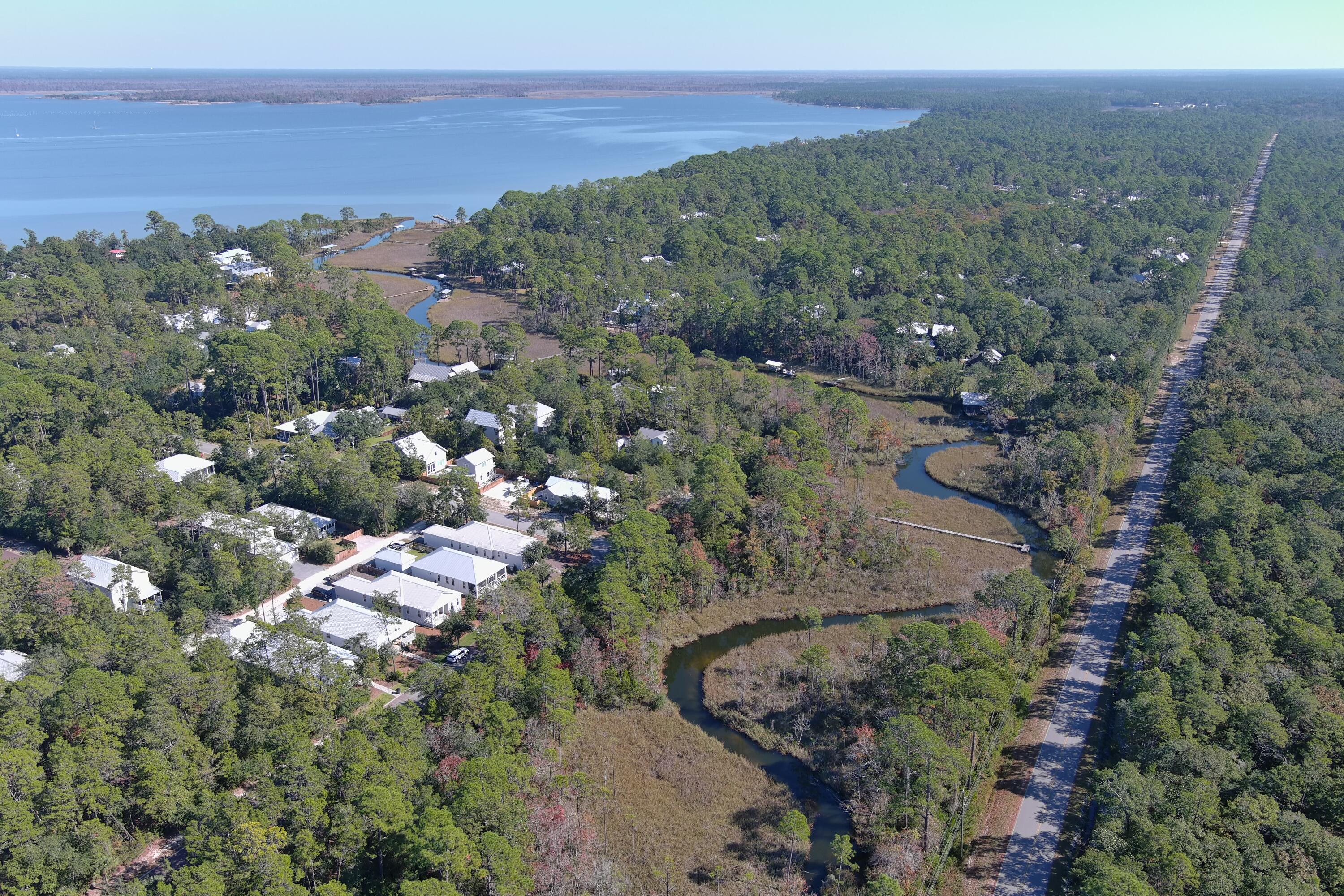 GRAYTON BAYOU - Land