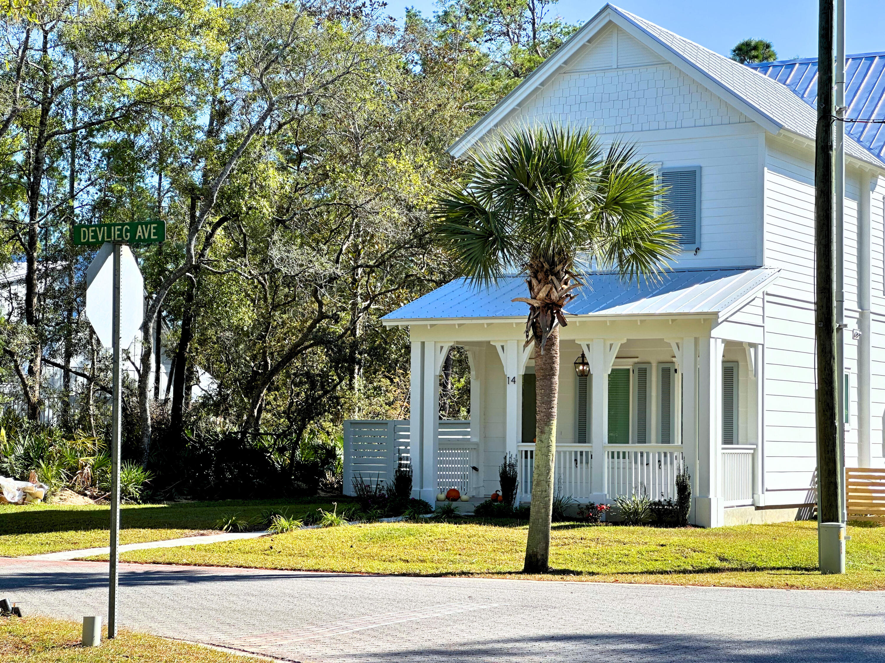 GRAYTON BAYOU - Land