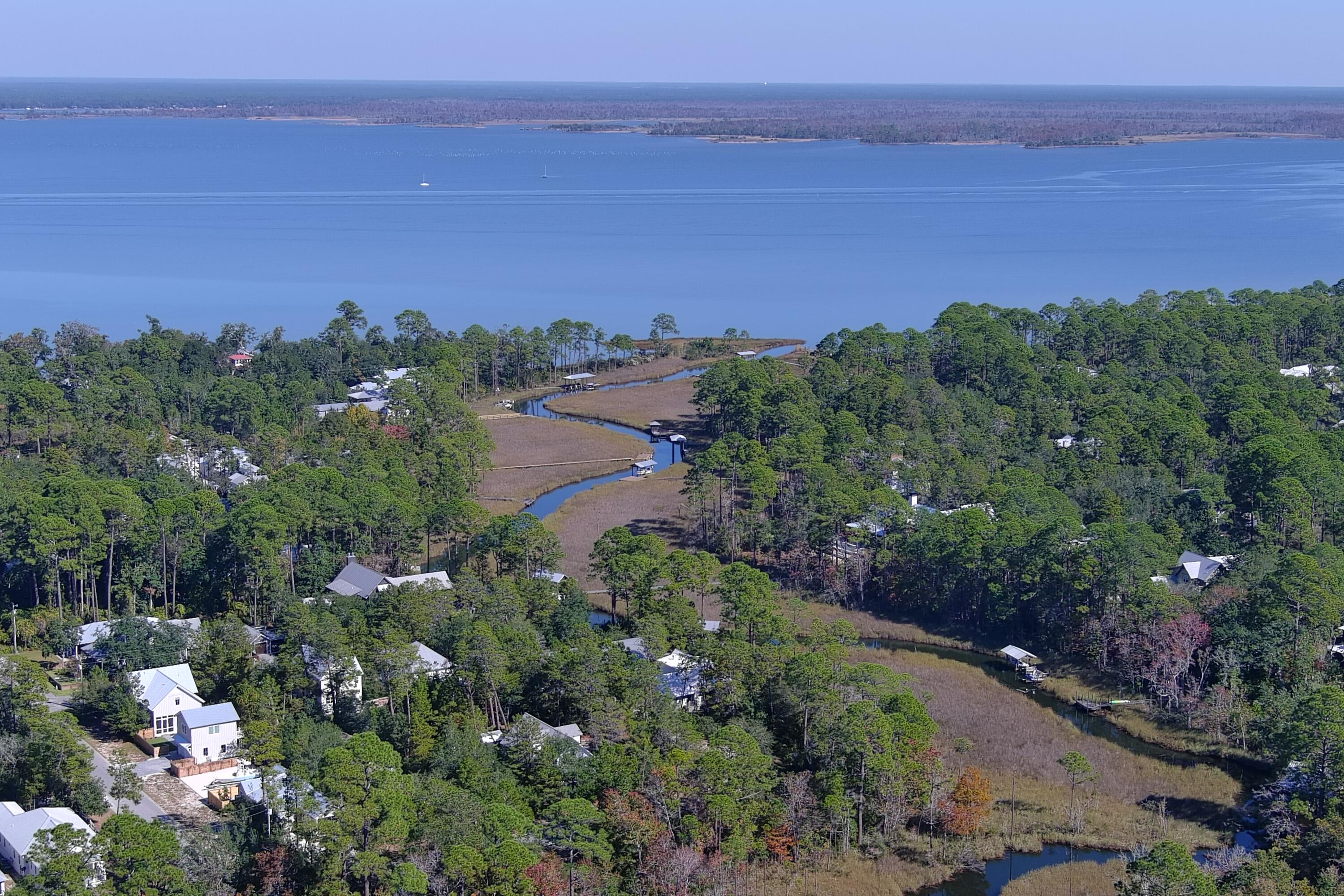 GRAYTON BAYOU - Land