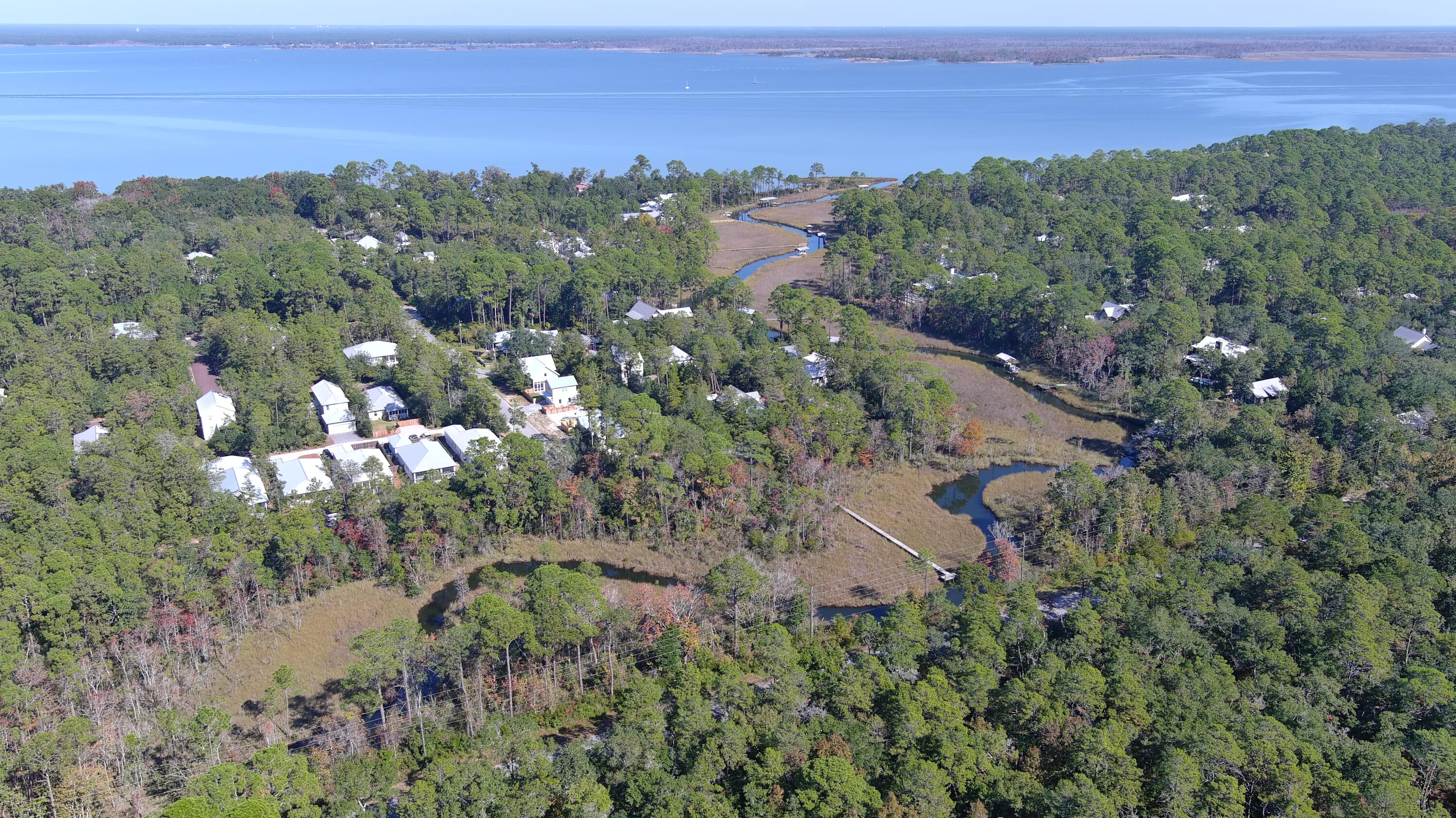 GRAYTON BAYOU - Land