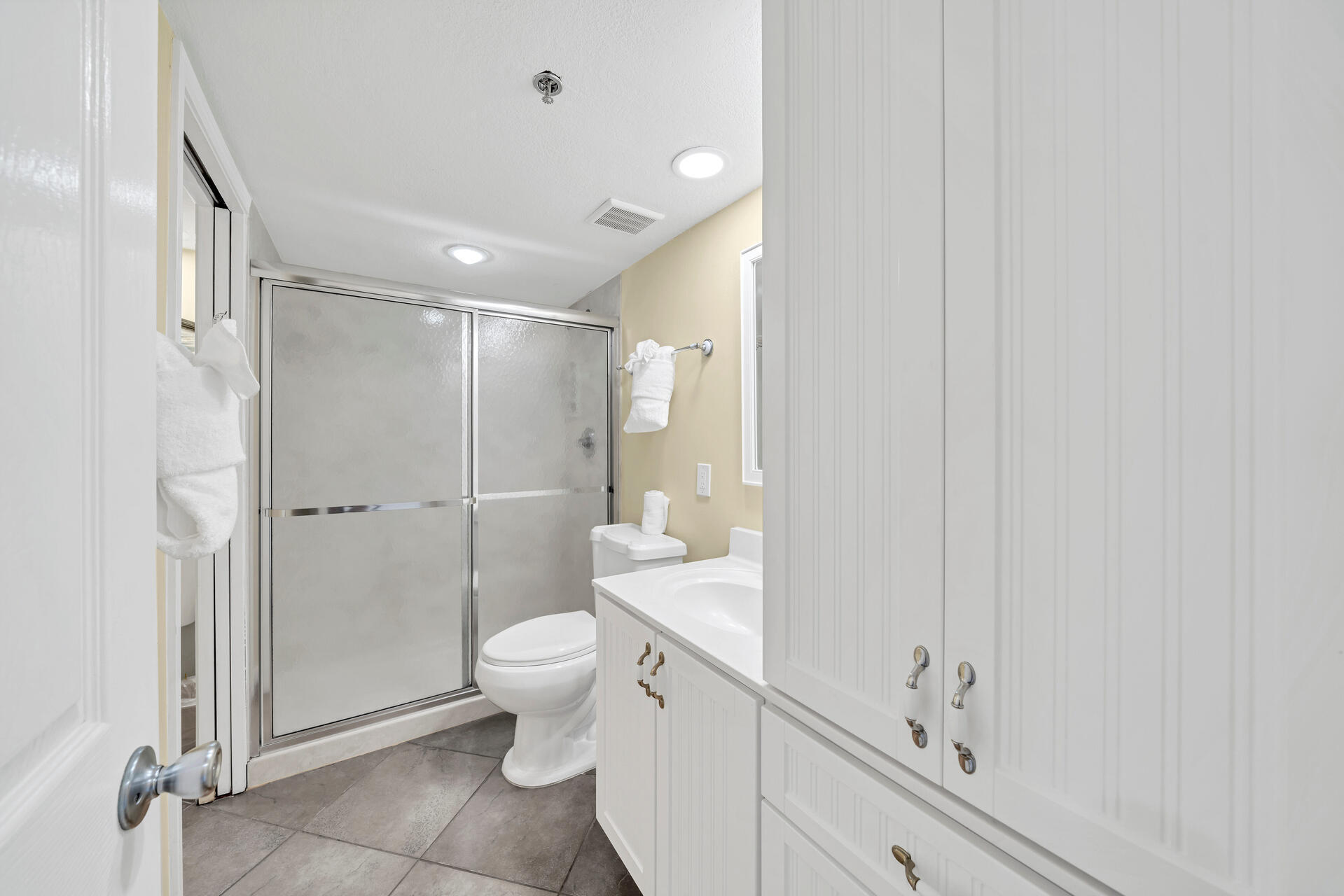 SUNDESTIN INTERNATIONAL CONDO - Residential