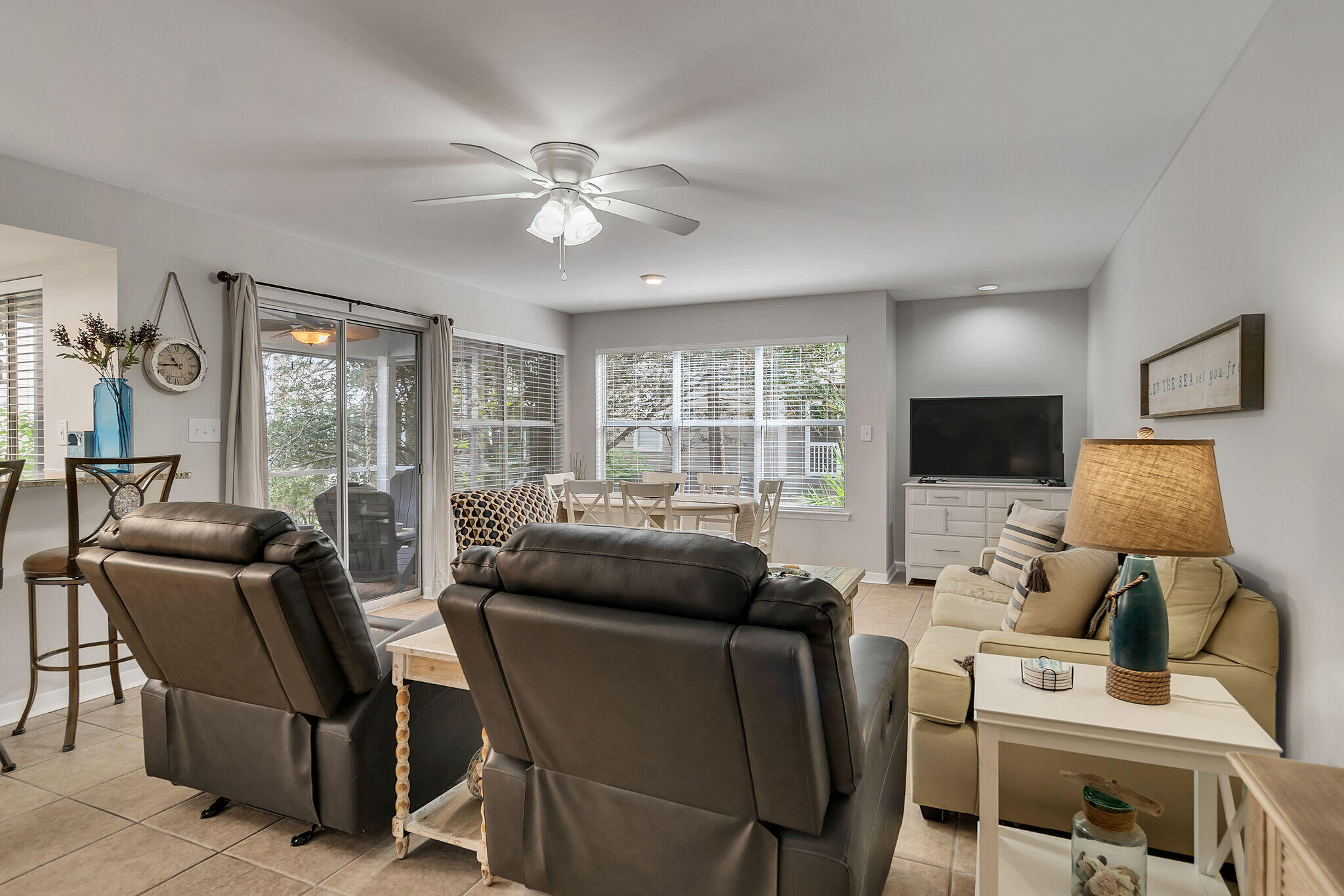 HIDDEN DUNES BEACH COTTAGES 2 - Residential