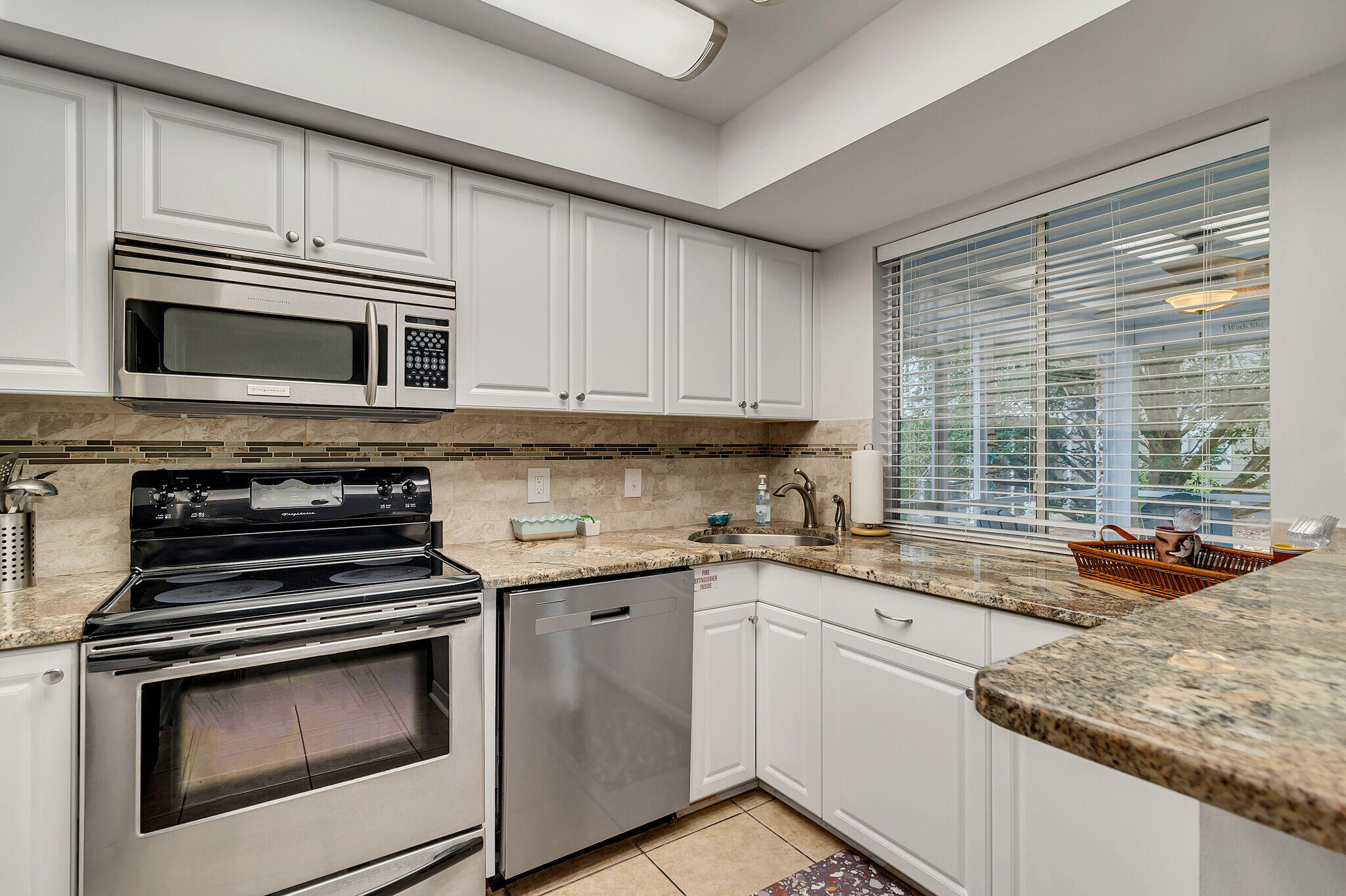 HIDDEN DUNES BEACH COTTAGES 2 - Residential