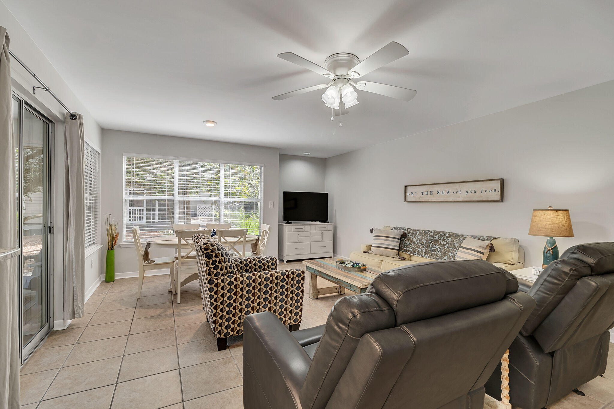 HIDDEN DUNES BEACH COTTAGES 2 - Residential