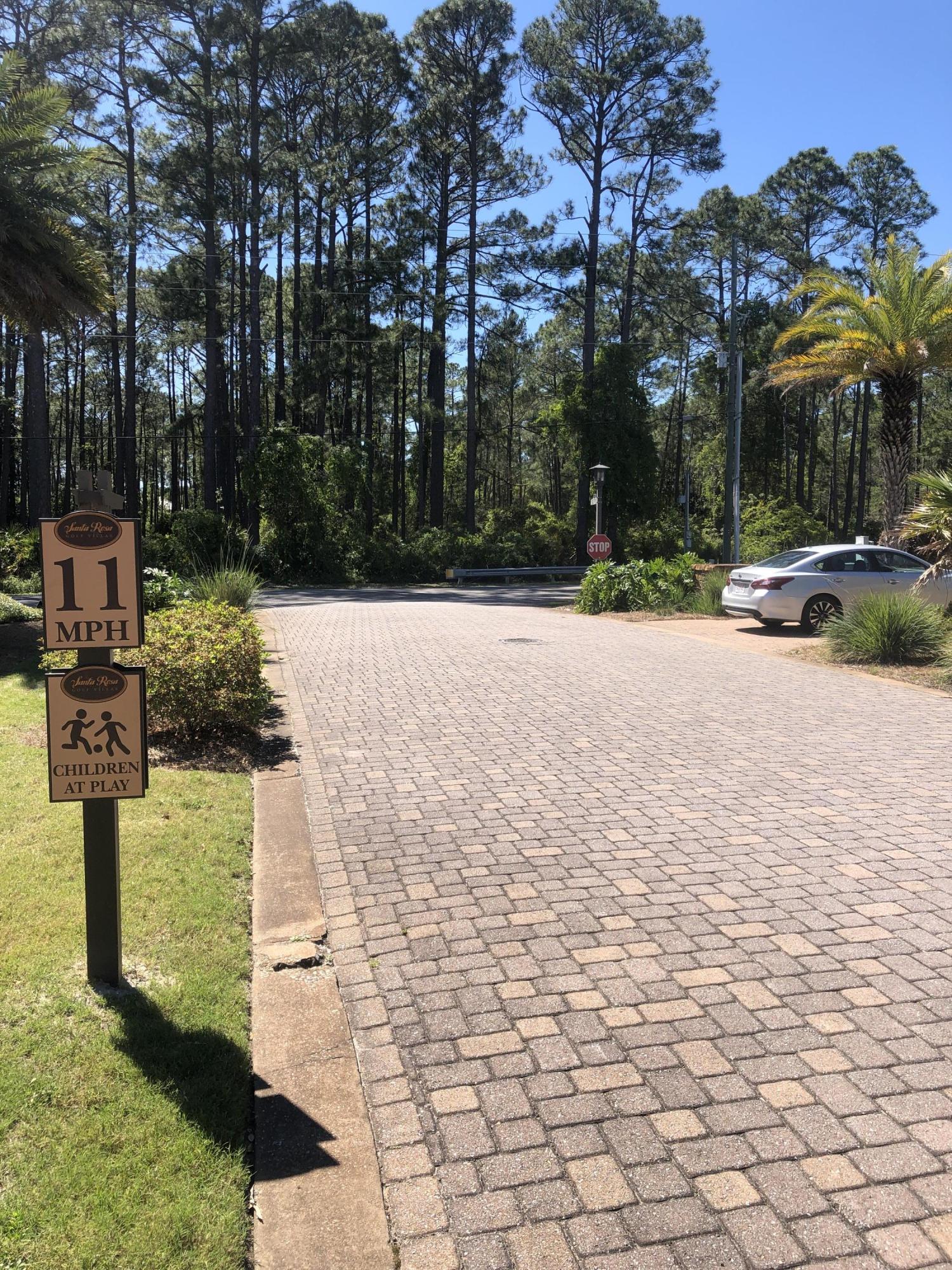 SANTA ROSA GOLF VILLAS - Residential