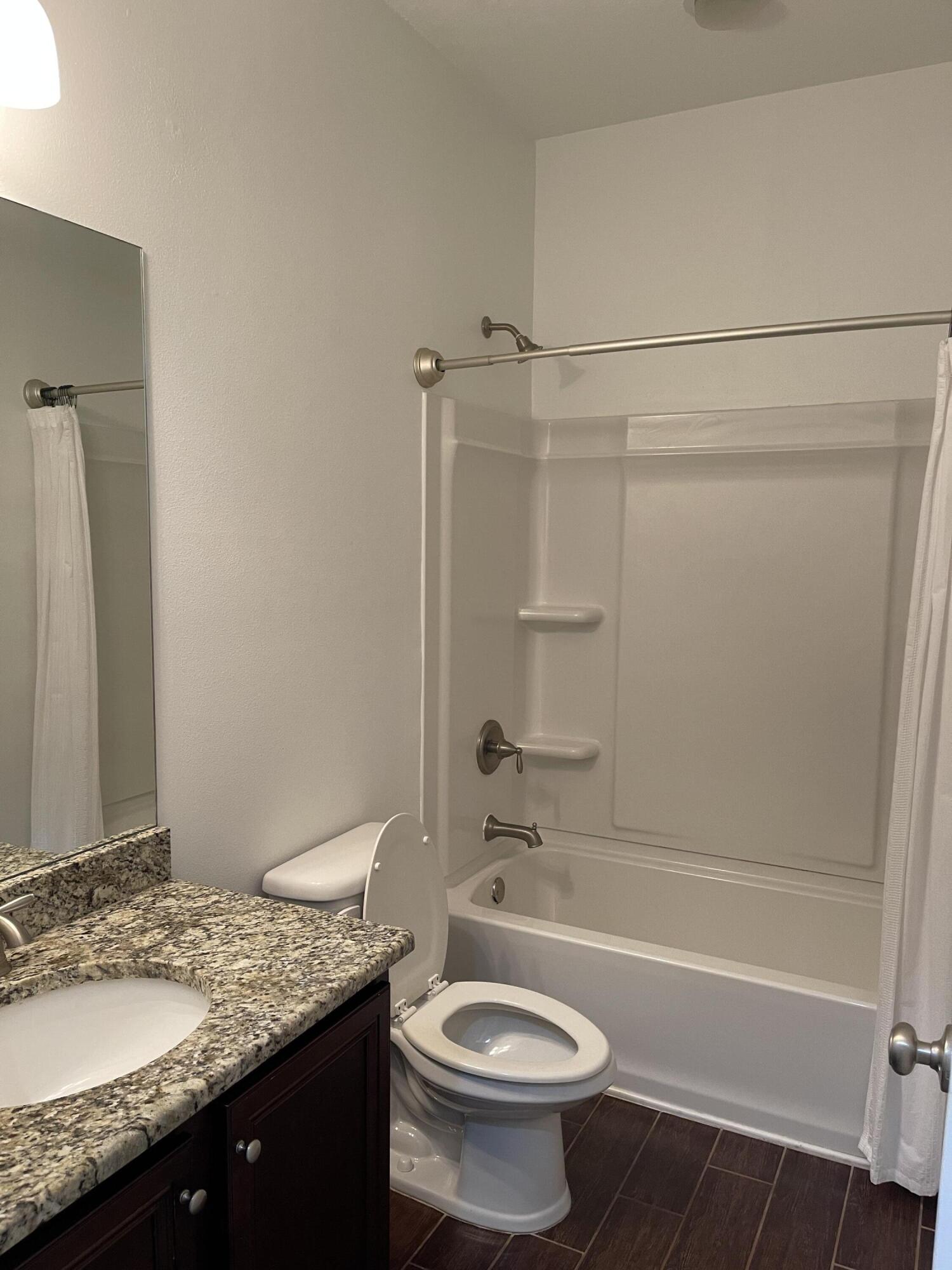 DRIFTWOOD ESTATES - Residential Lease