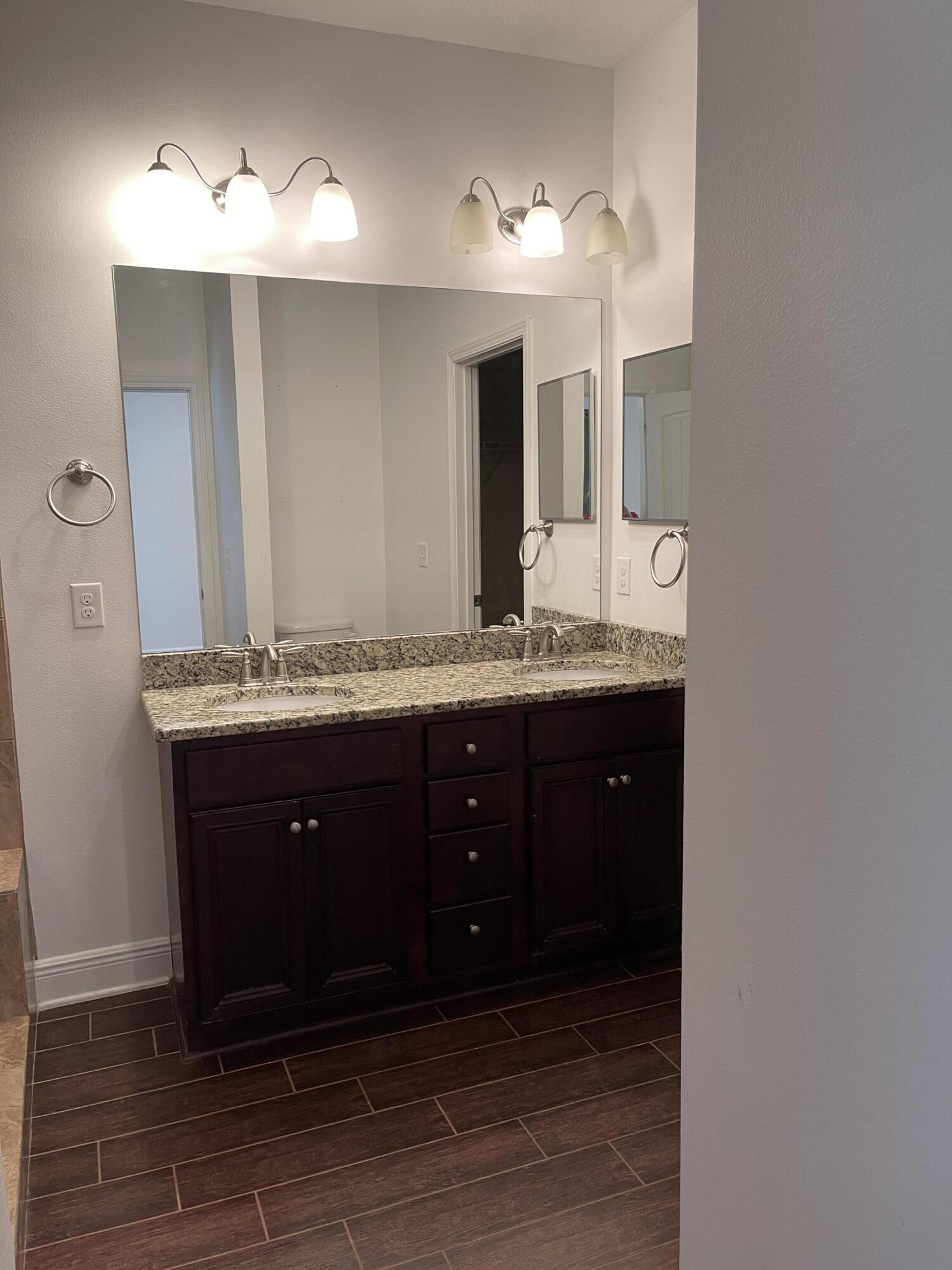 DRIFTWOOD ESTATES - Residential Lease