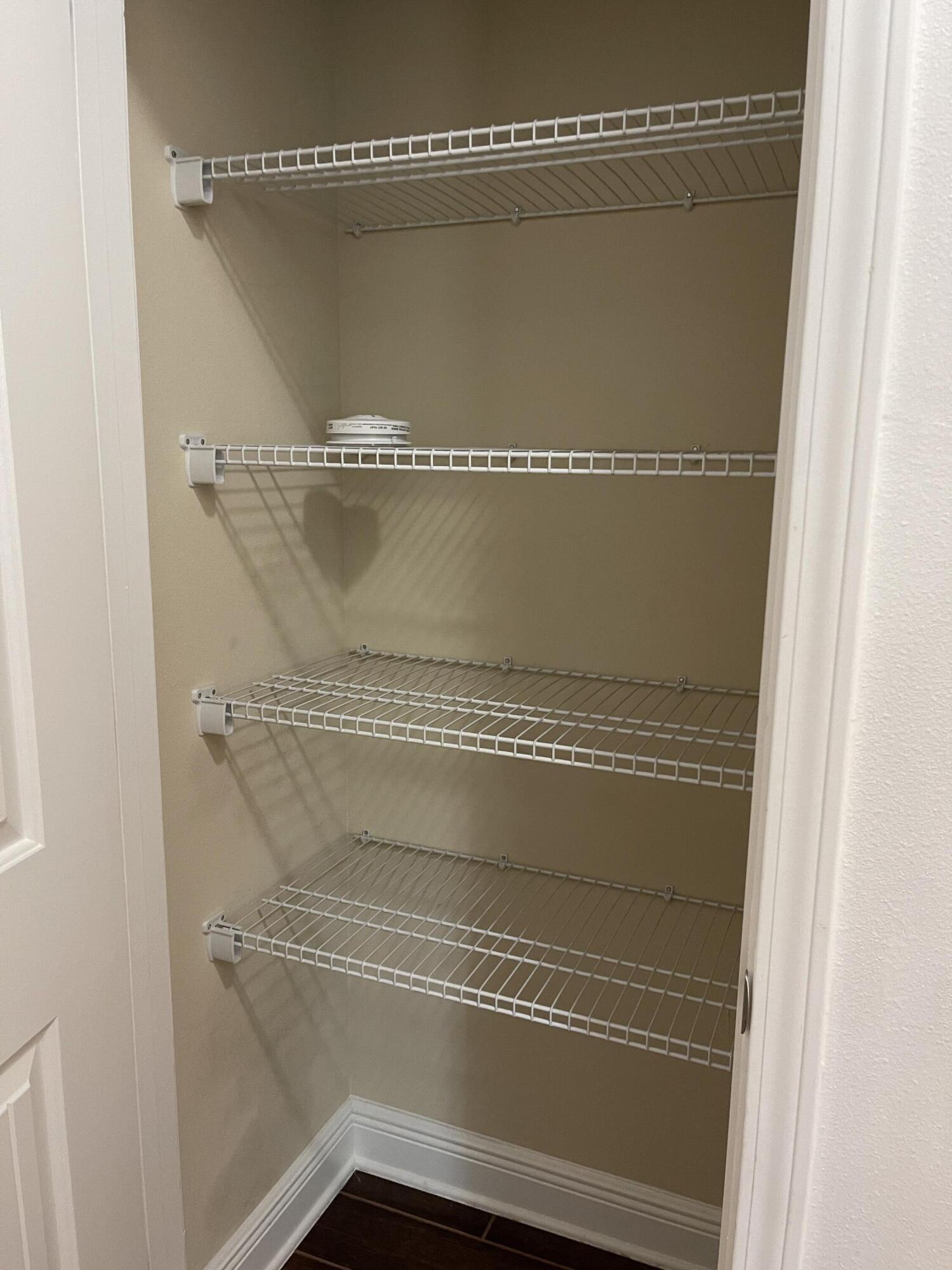 DRIFTWOOD ESTATES - Residential Lease