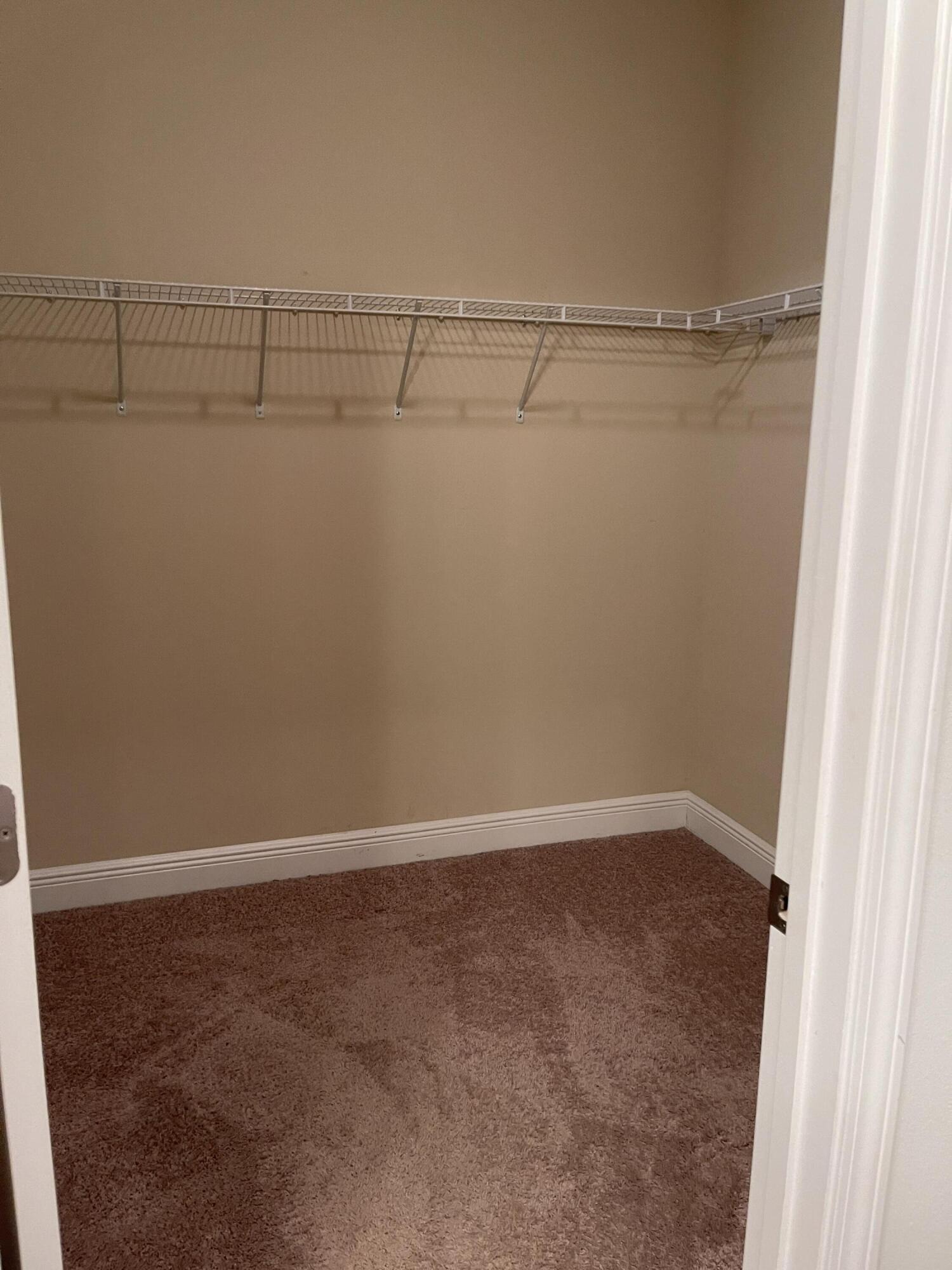 DRIFTWOOD ESTATES - Residential Lease