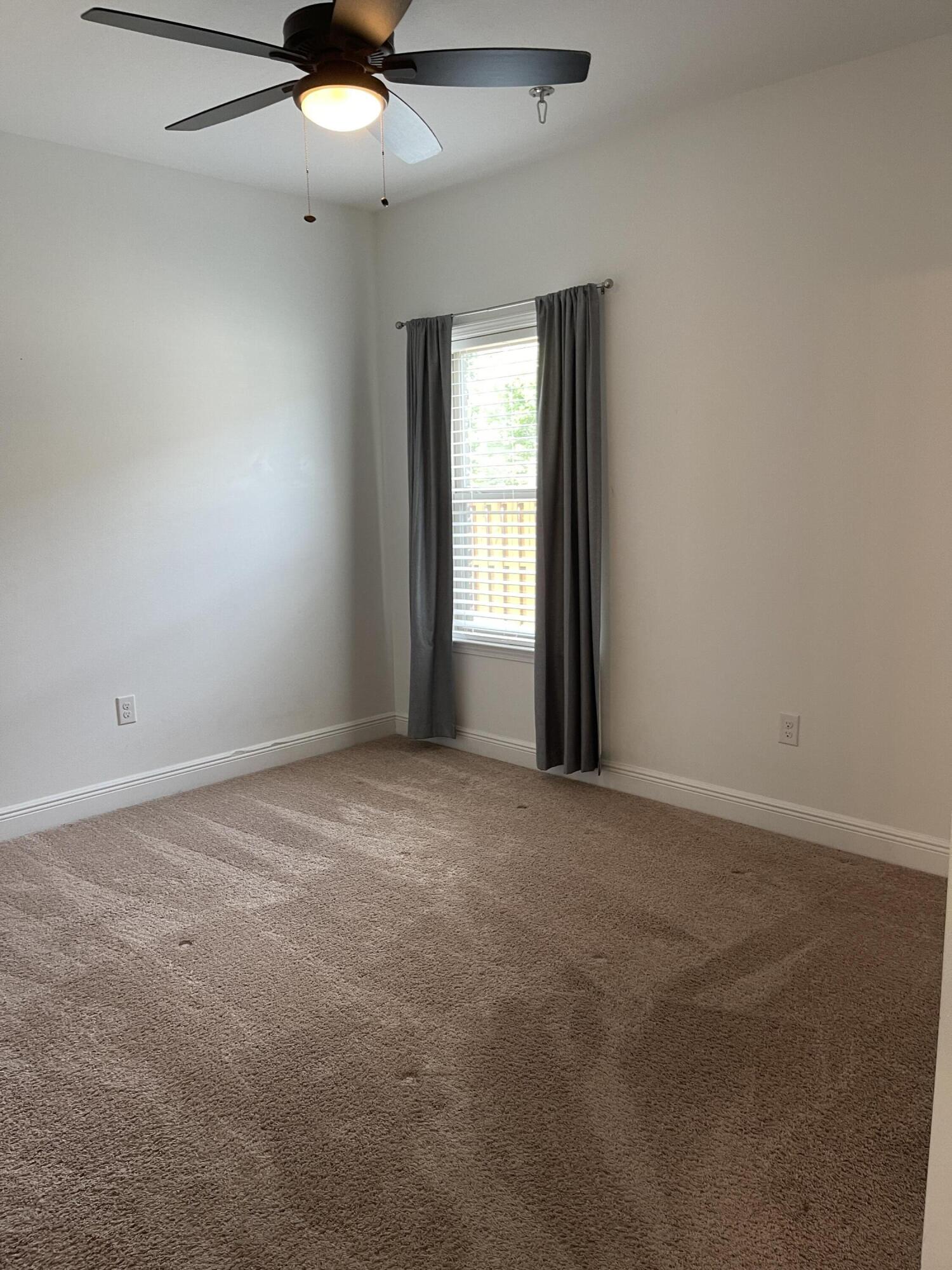 DRIFTWOOD ESTATES - Residential Lease