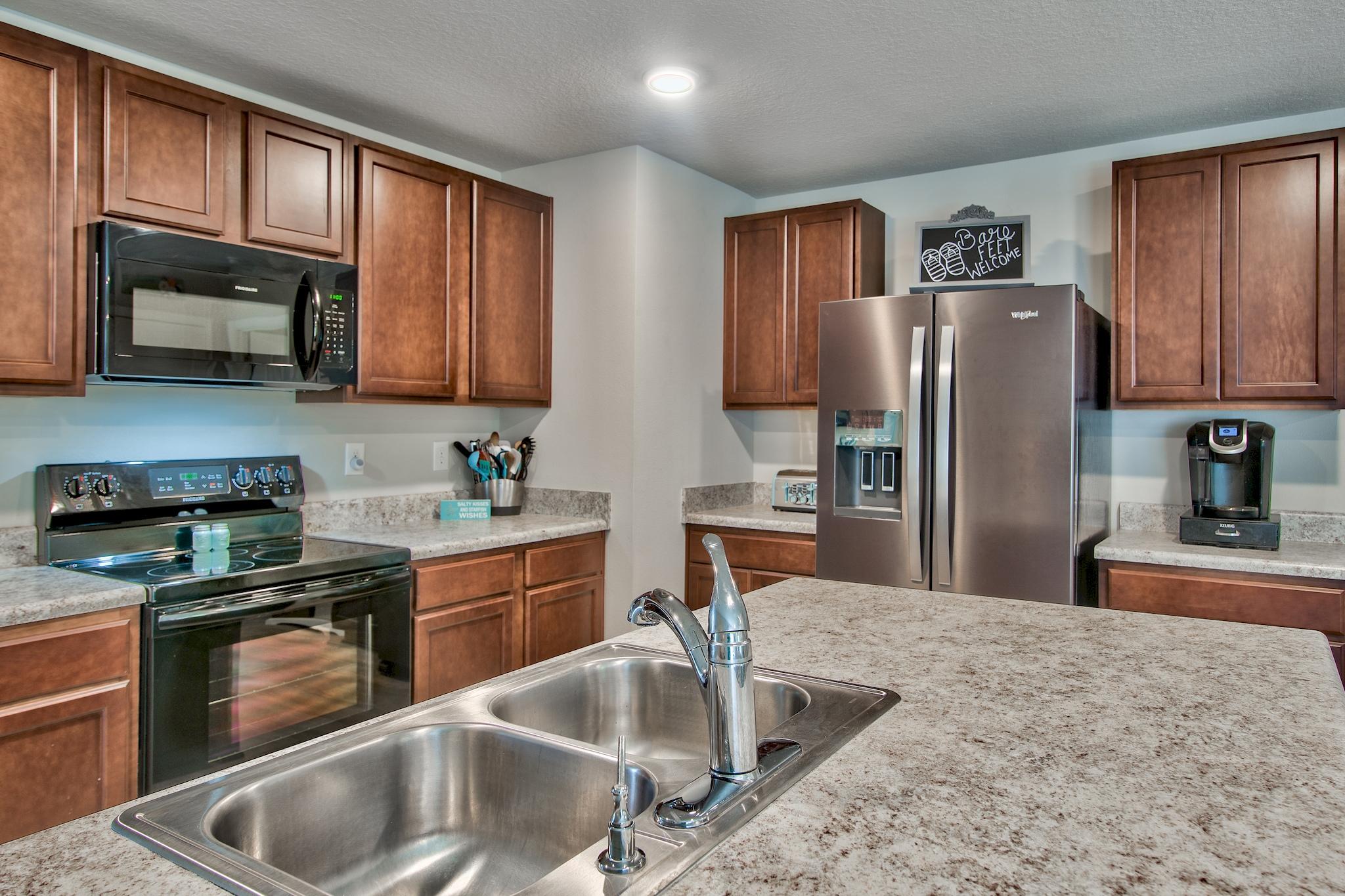 HAMMOCK BAY - Residential