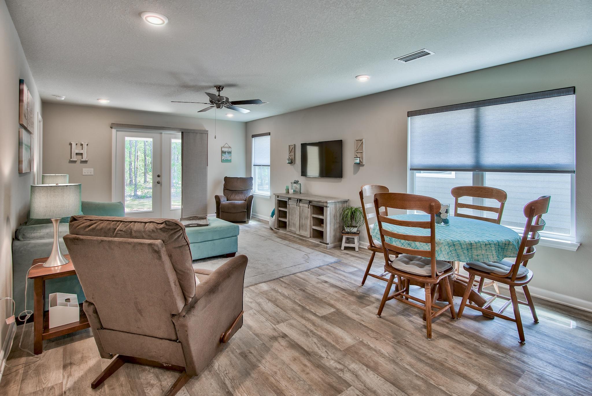 HAMMOCK BAY - Residential