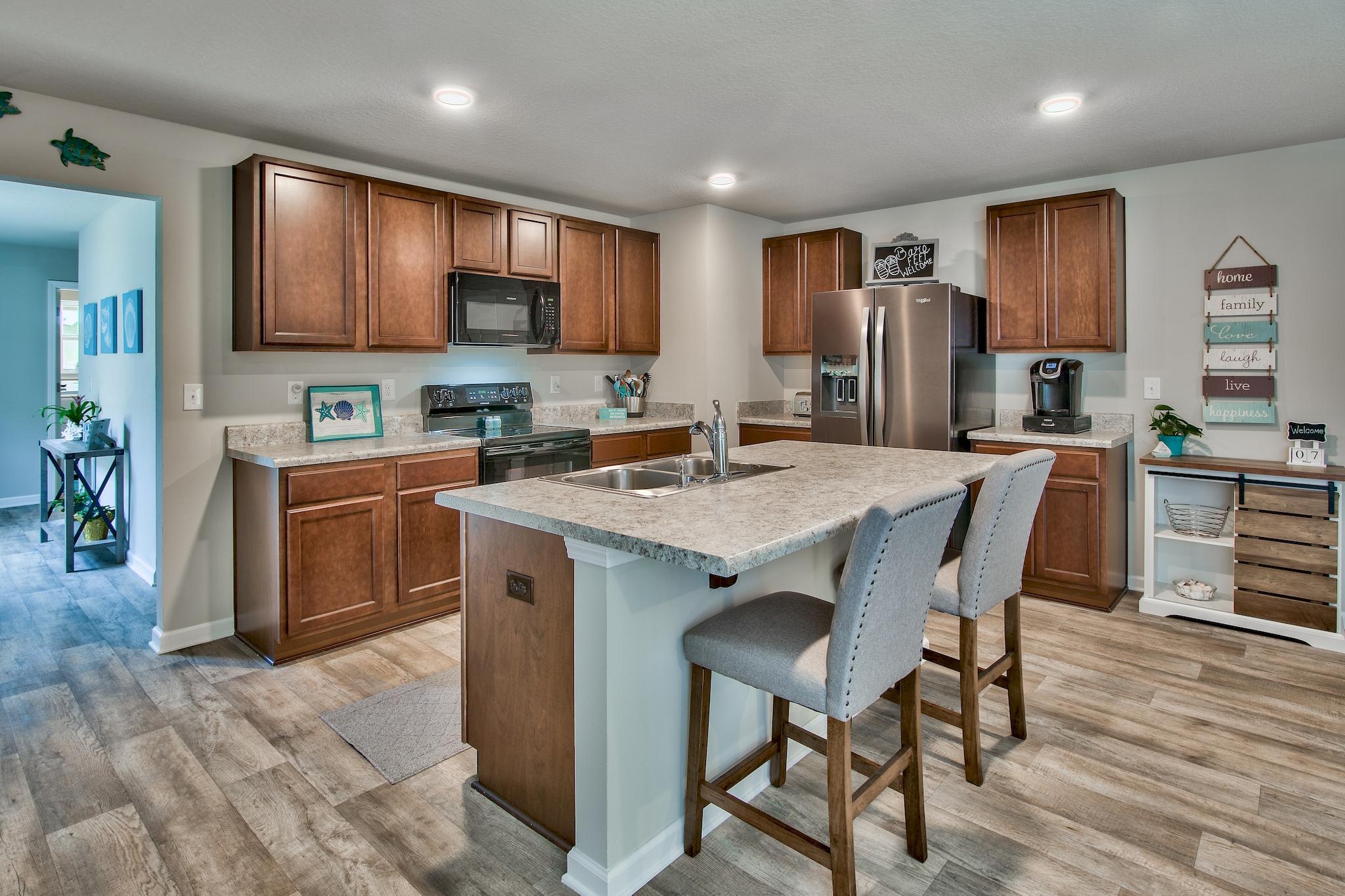 HAMMOCK BAY - Residential