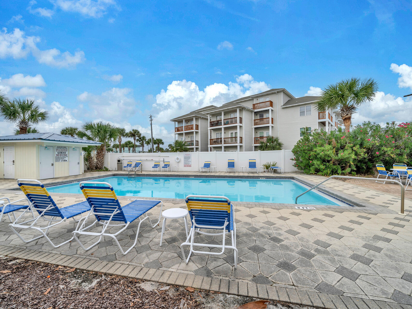 ISLAND SANDS CONDO - Residential