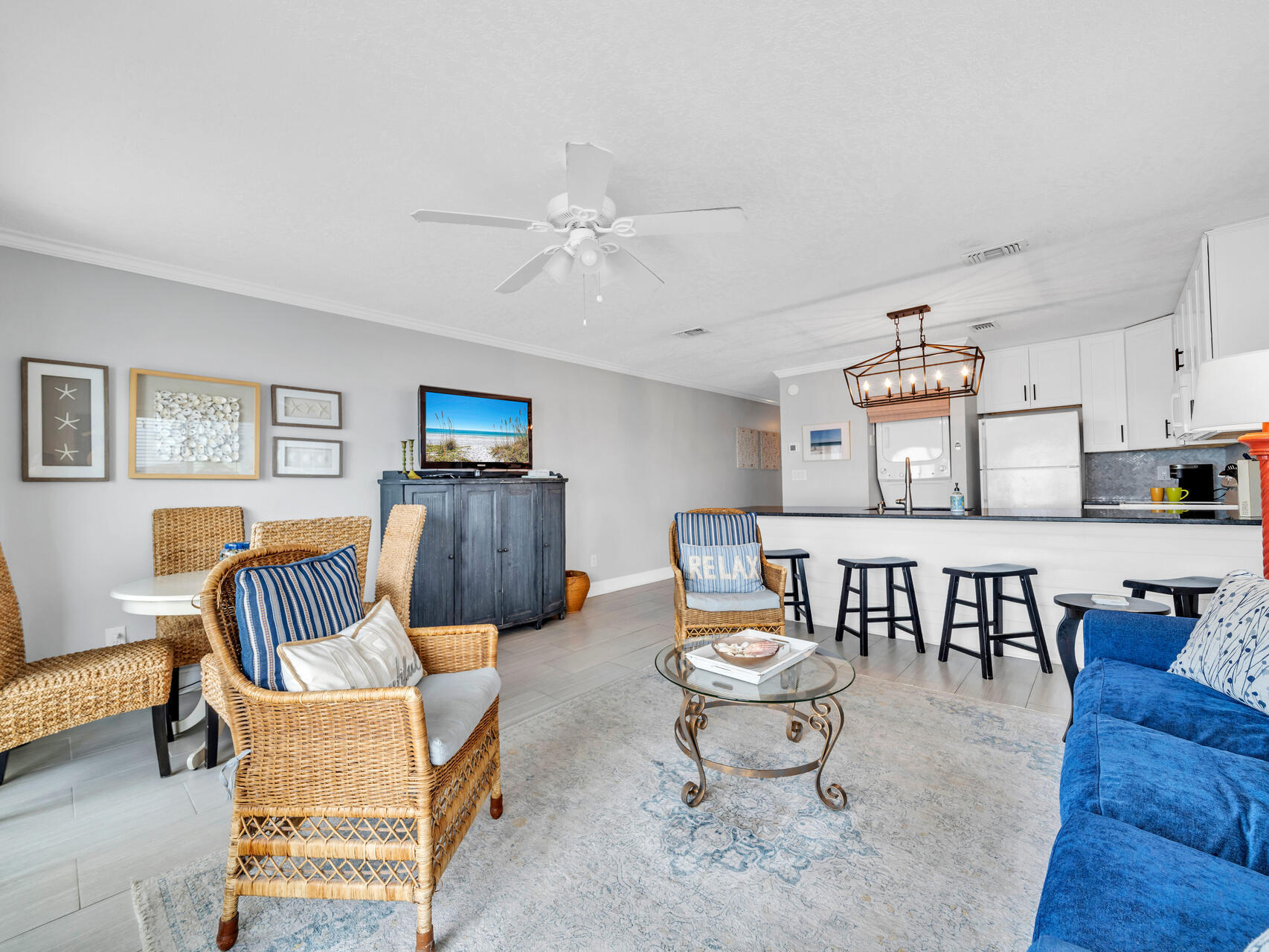 ISLAND SANDS CONDO - Residential