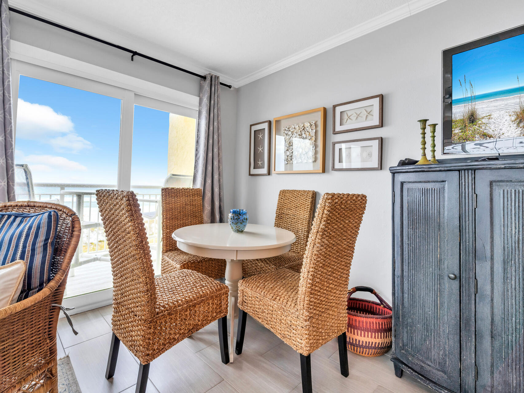 ISLAND SANDS CONDO - Residential