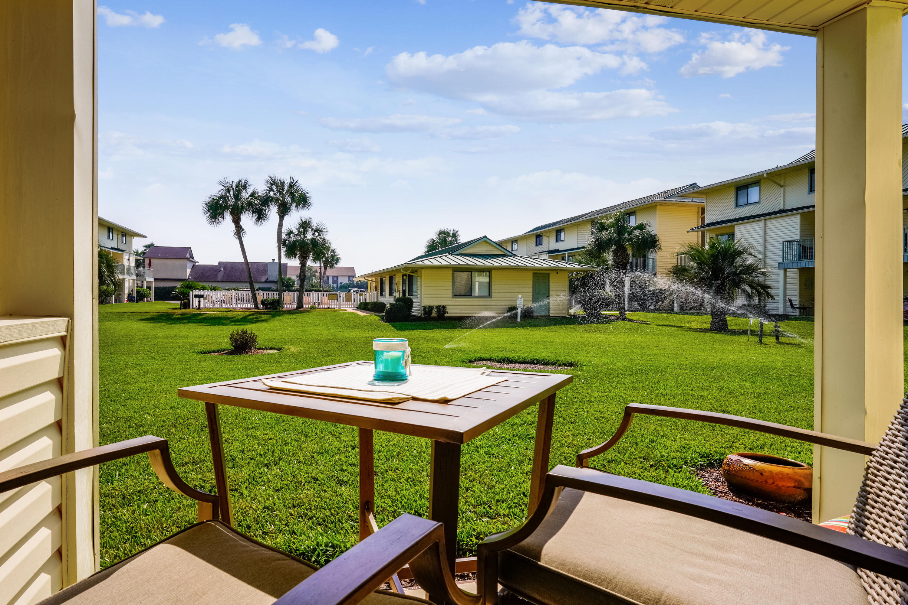 SANDPRINTS CONDO - Residential