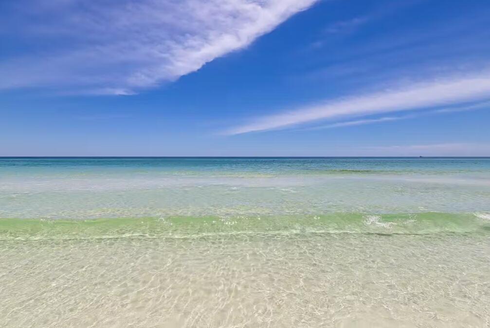 STERLING SHORES - Residential