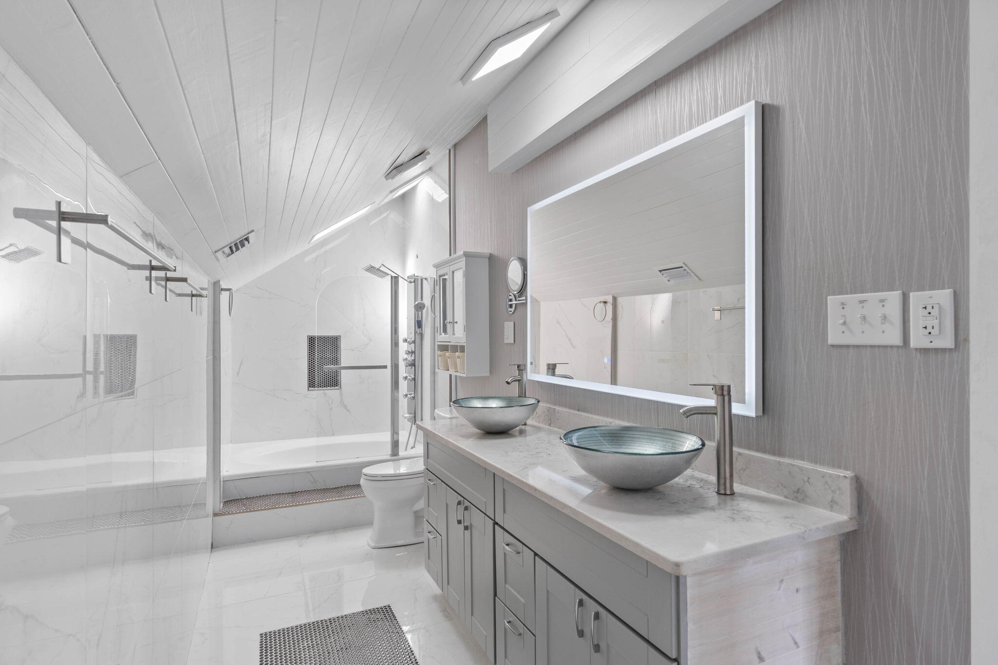 SOUTHWIND 1ST - Residential