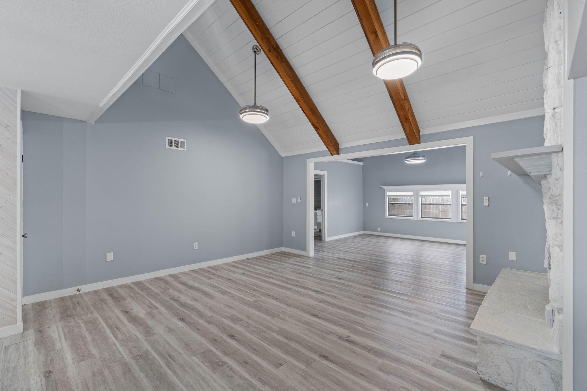 SOUTHWIND 1ST - Residential