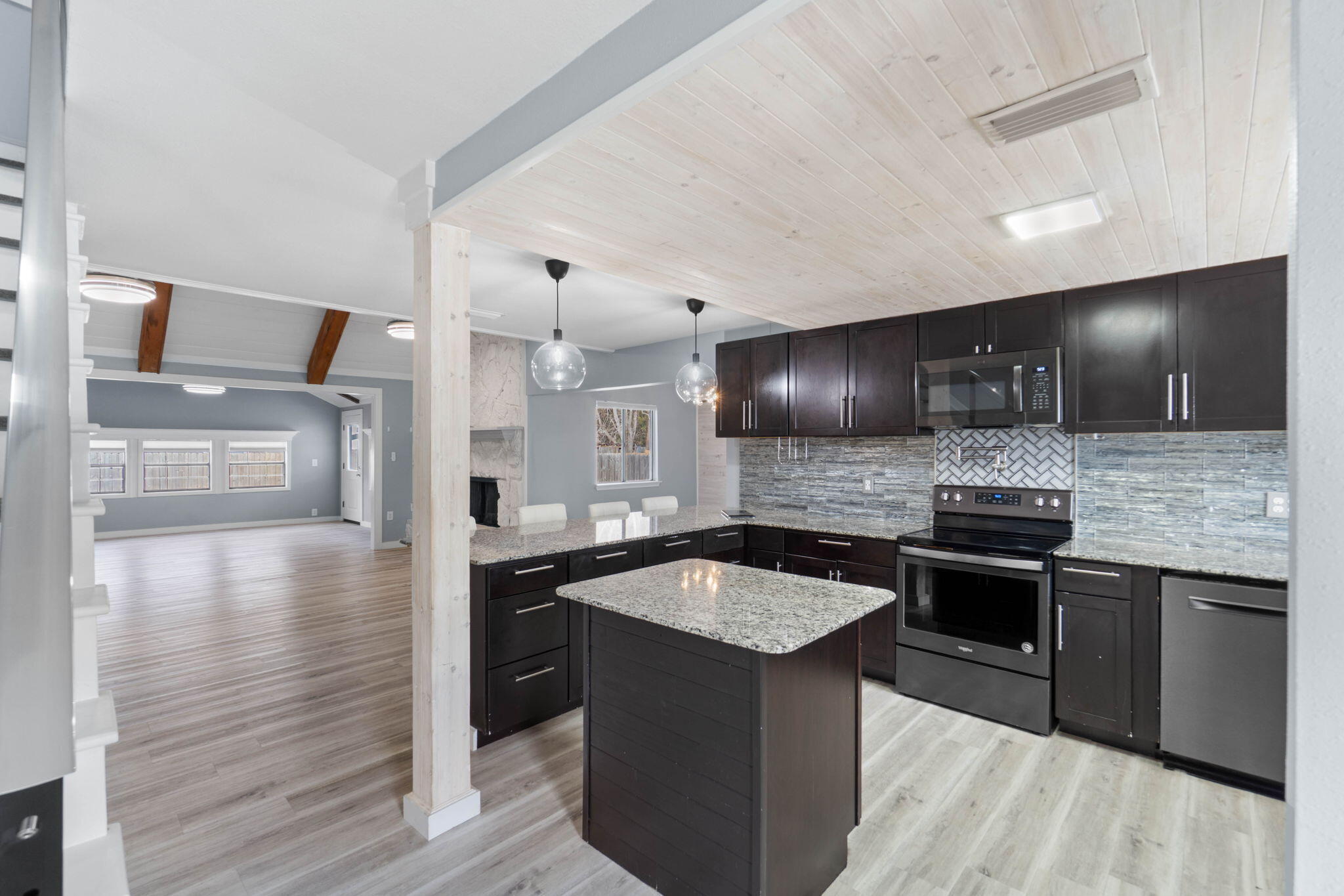 SOUTHWIND 1ST - Residential