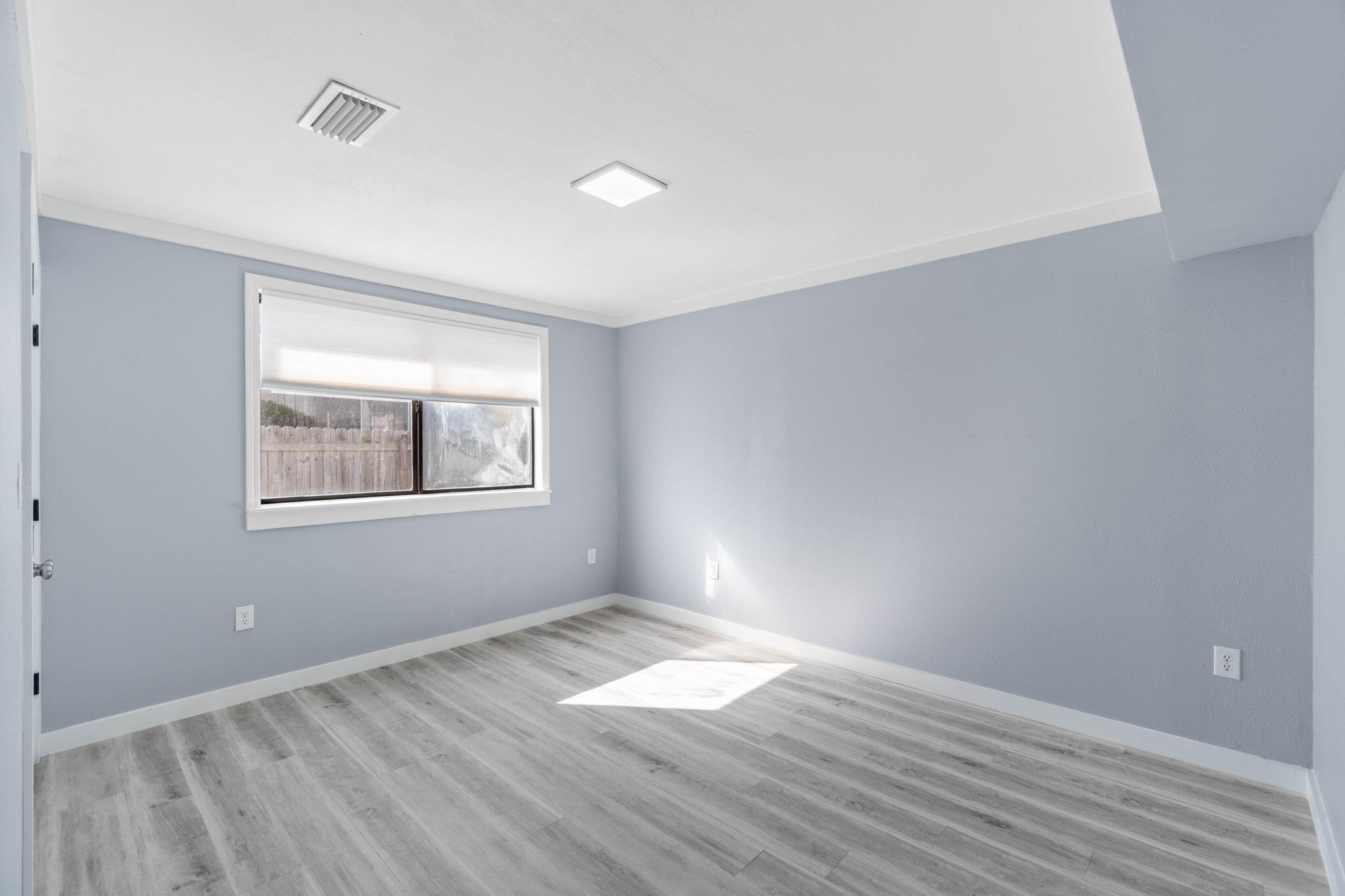 SOUTHWIND 1ST - Residential