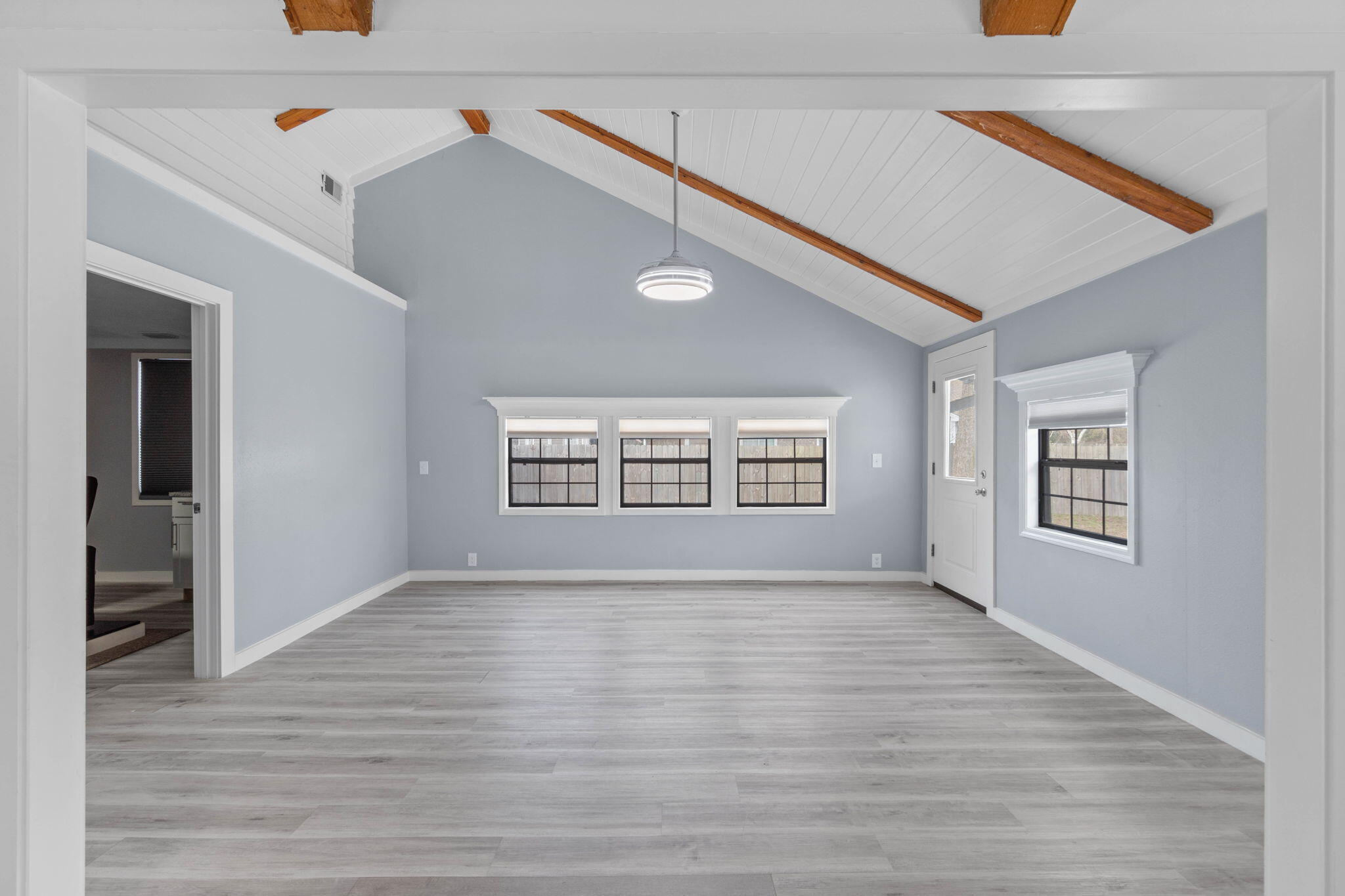 SOUTHWIND 1ST - Residential