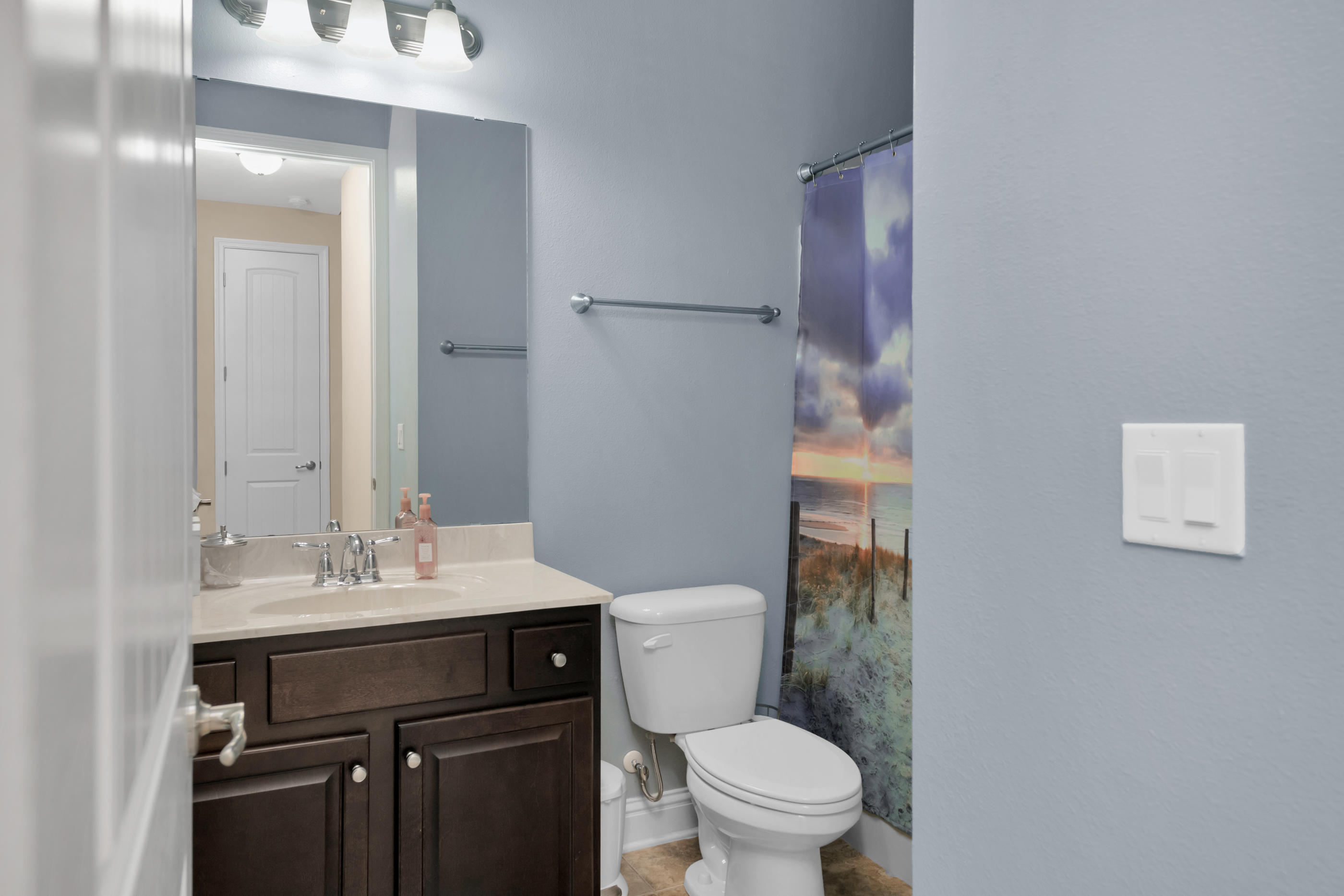 WINDMEADOWS - Residential