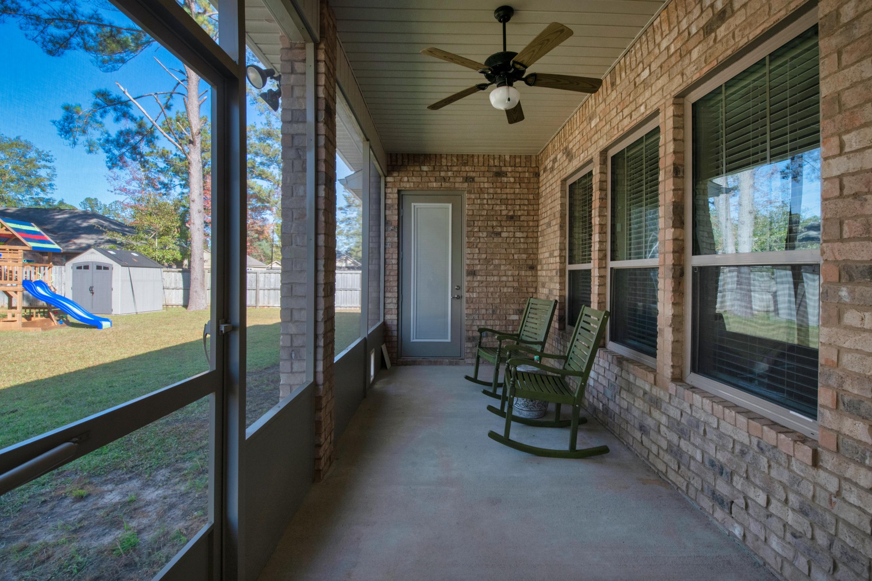 WINDMEADOWS - Residential