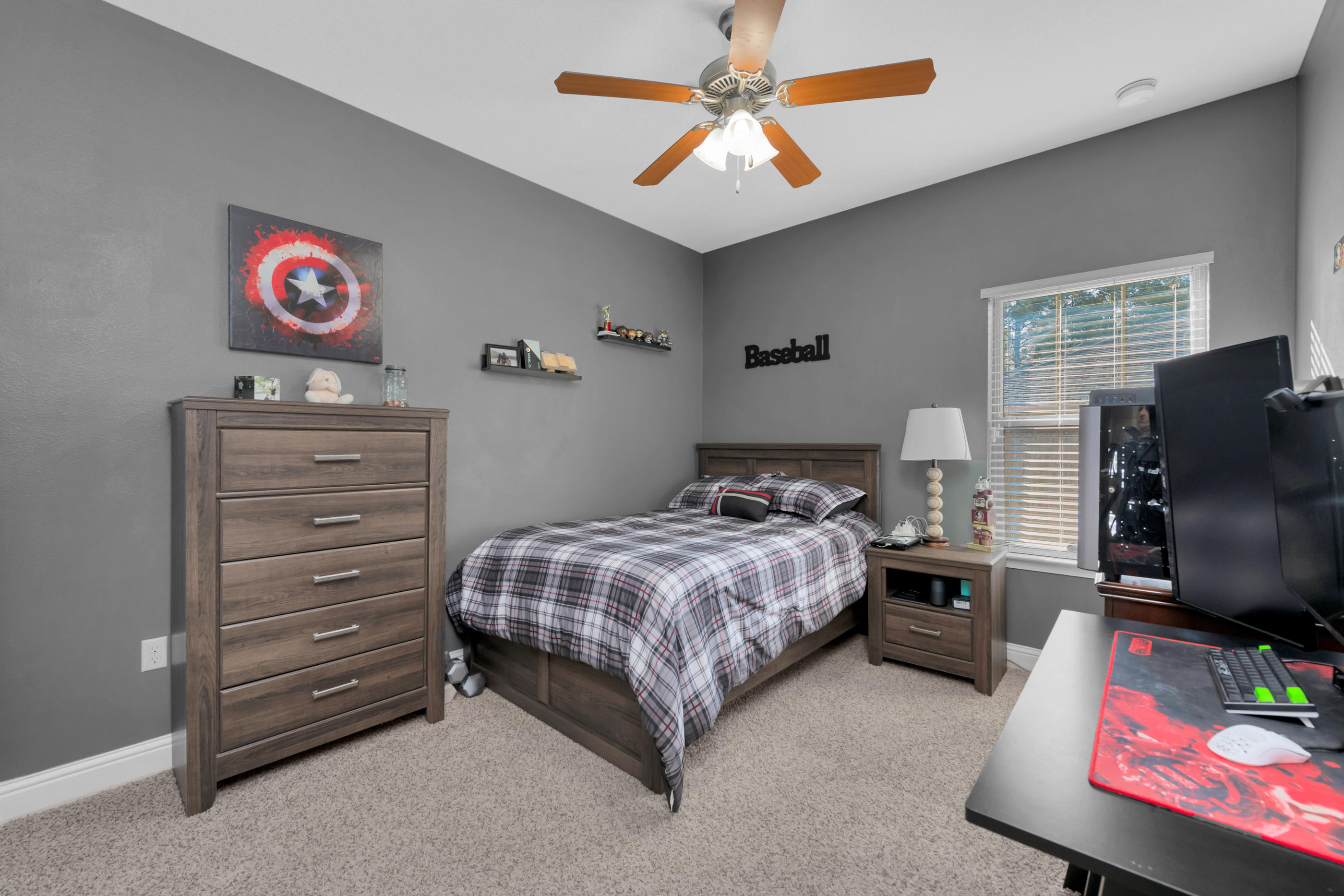 WINDMEADOWS - Residential