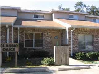 TWO STORY TOWNHOME, MASTER BEDROOM DOWNSTAIRS, TWO ROOMS UPSTAIRS, 2 FULL BATHS, TILE AND CARPET,OPEN PATIO, CLOSE TO SHOPPING AND BOTH BASES. NO PETS!