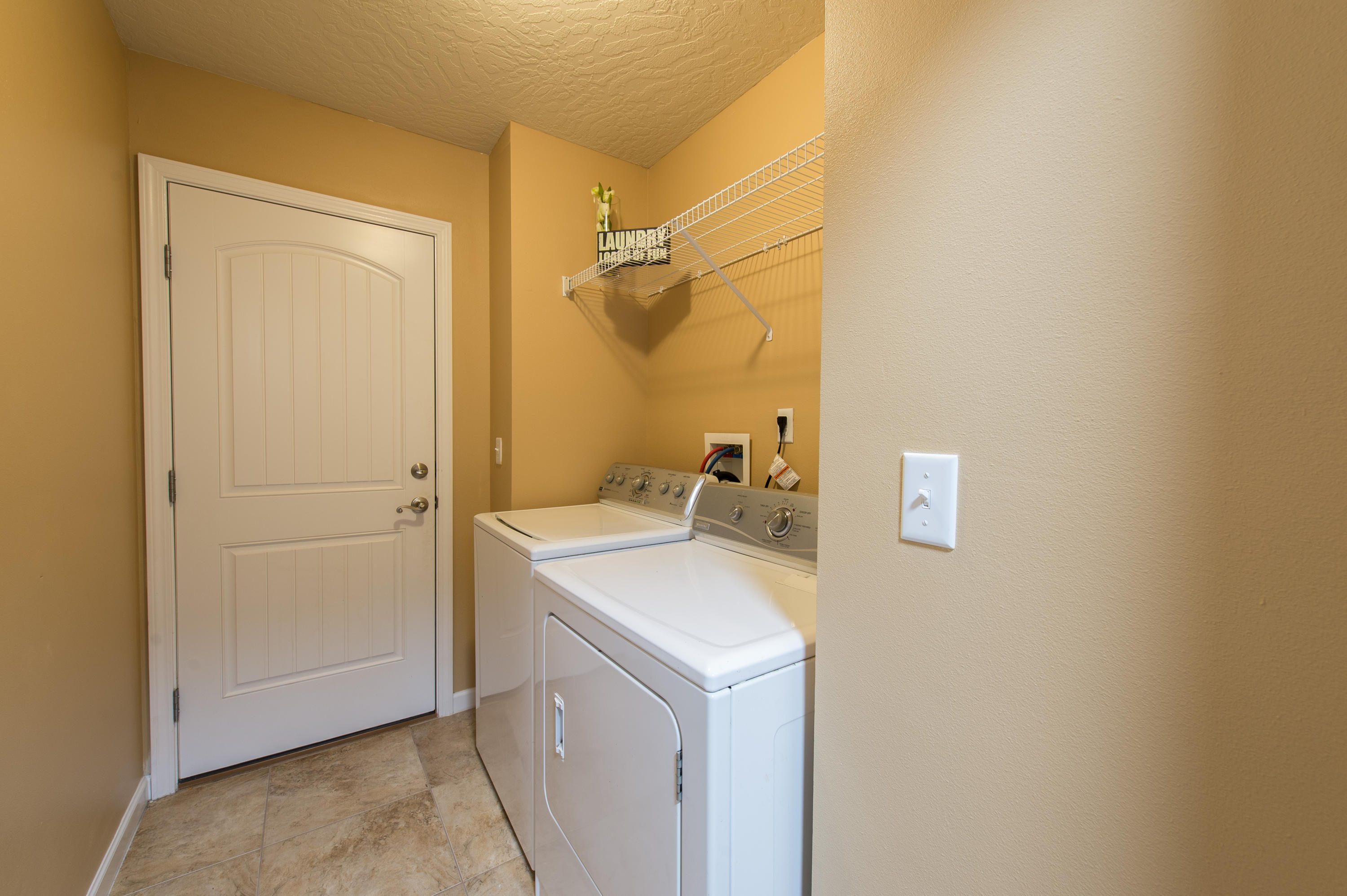 KAITLYNS PRESERVE - Residential