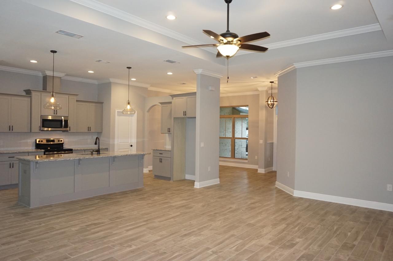 HOLLEY BY THE SEA - Residential