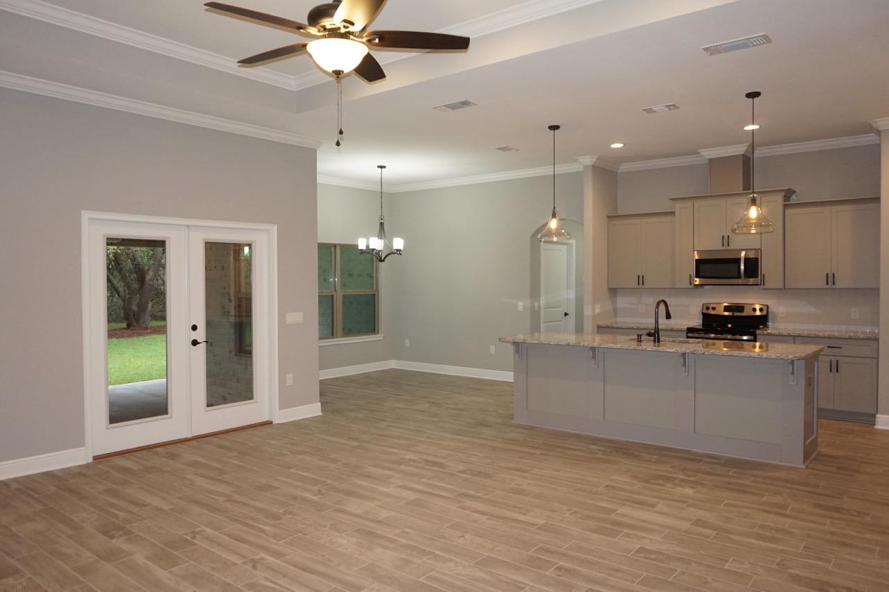 HOLLEY BY THE SEA - Residential