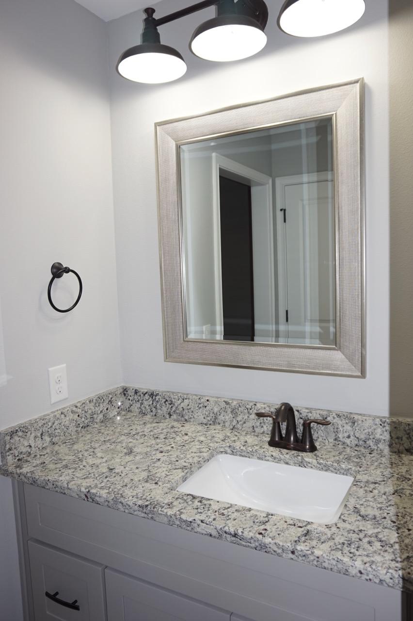 HOLLEY BY THE SEA - Residential