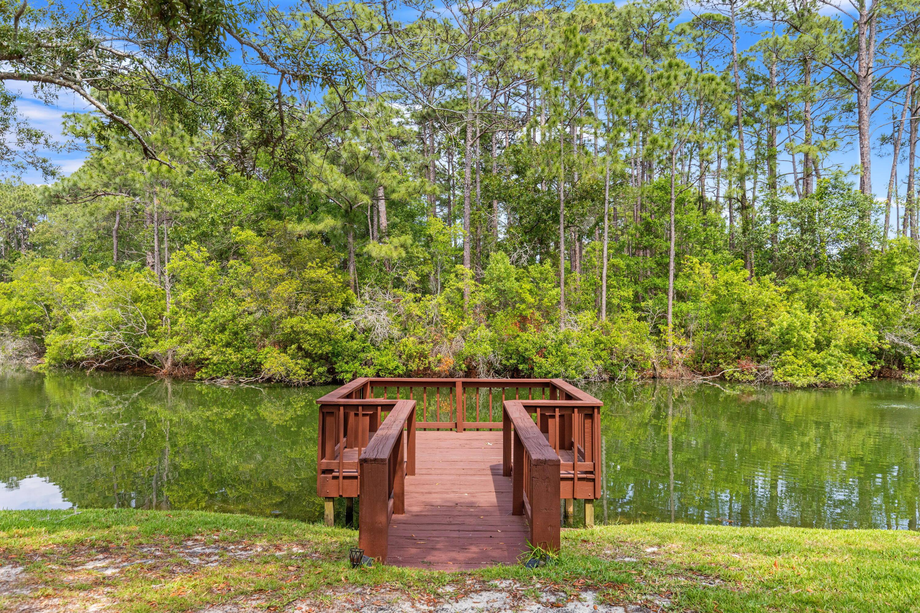 DEERWOOD - Residential Lease