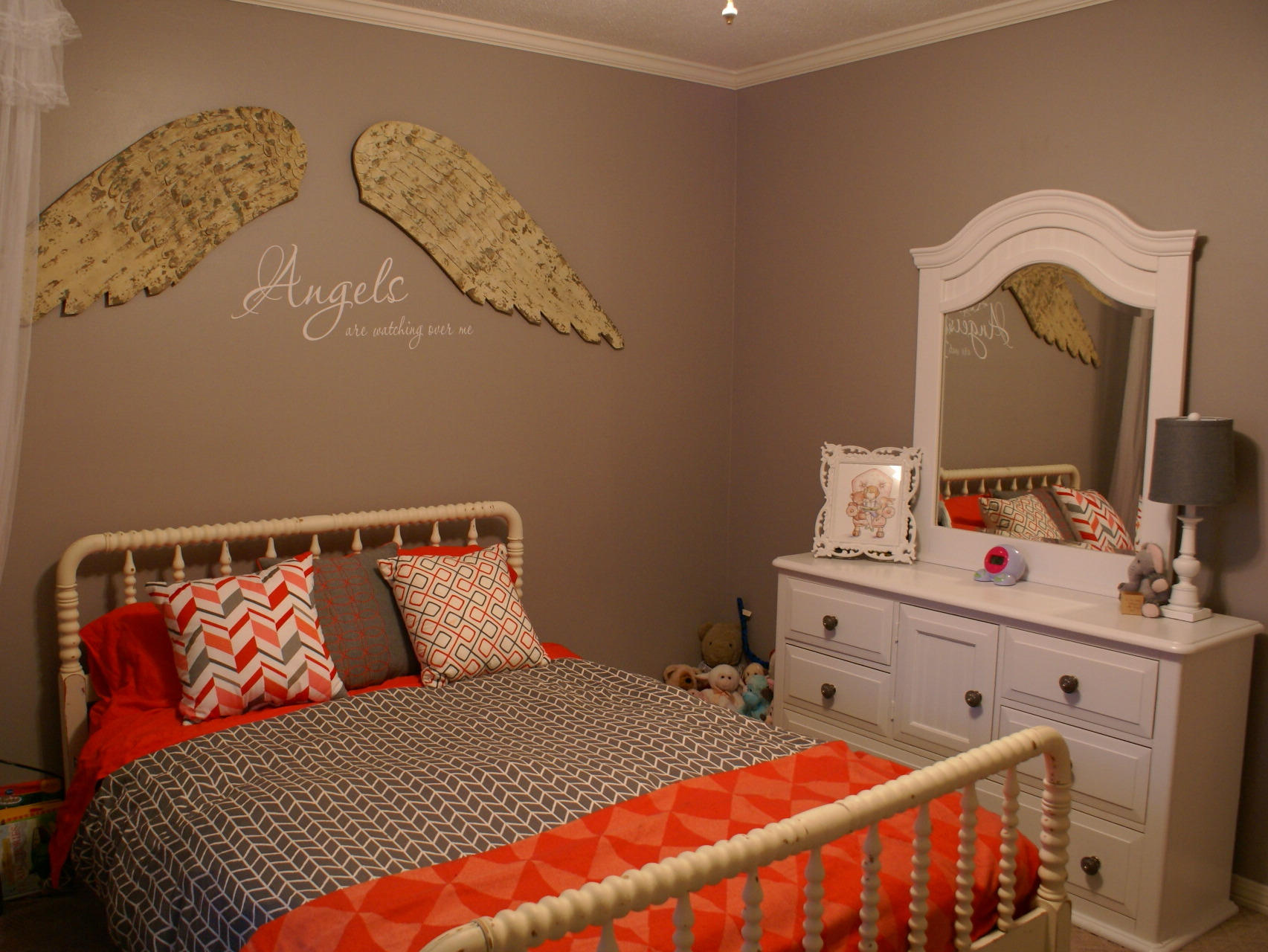 RAINTREE ESTATES - Residential