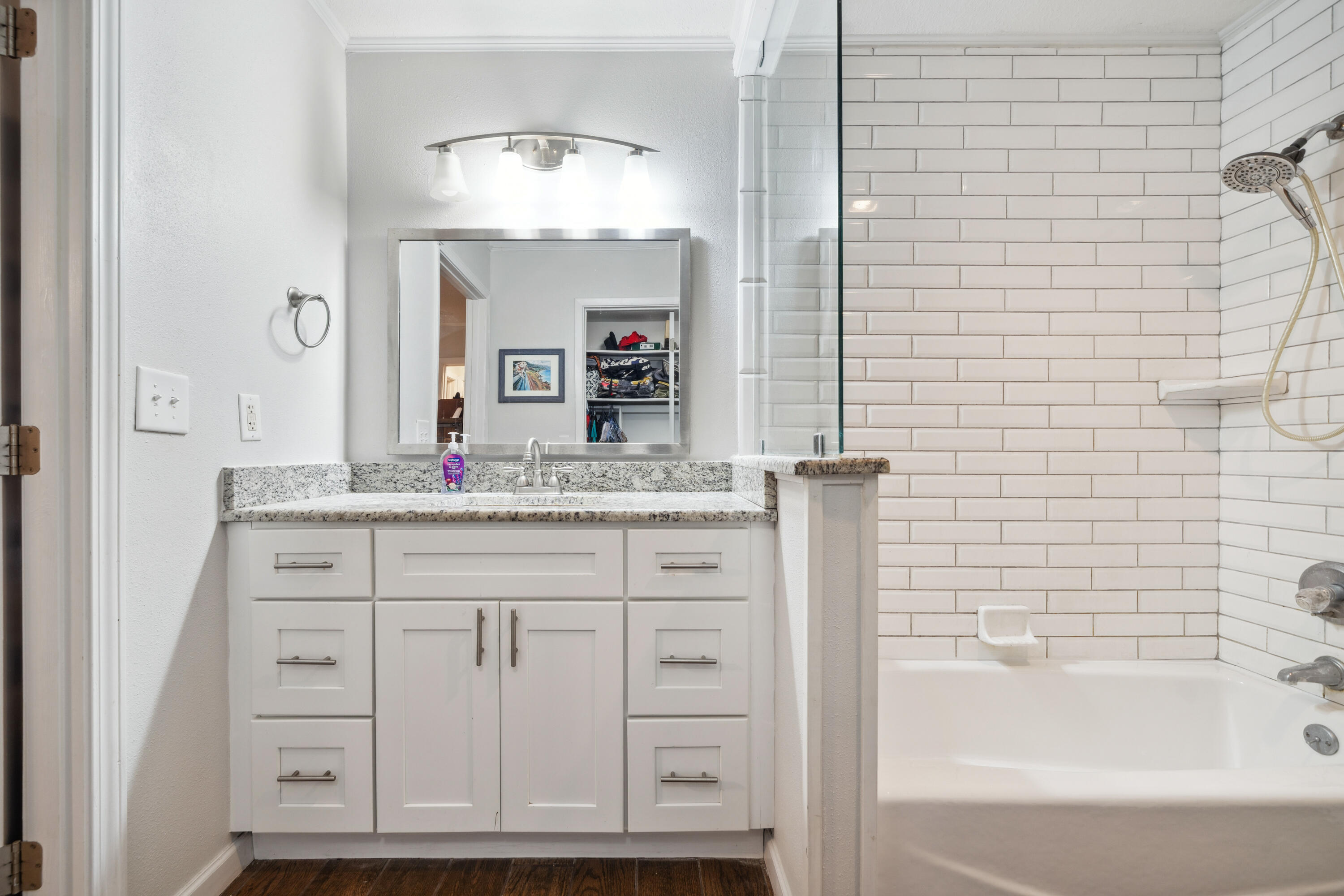 RAINTREE ESTATES - Residential