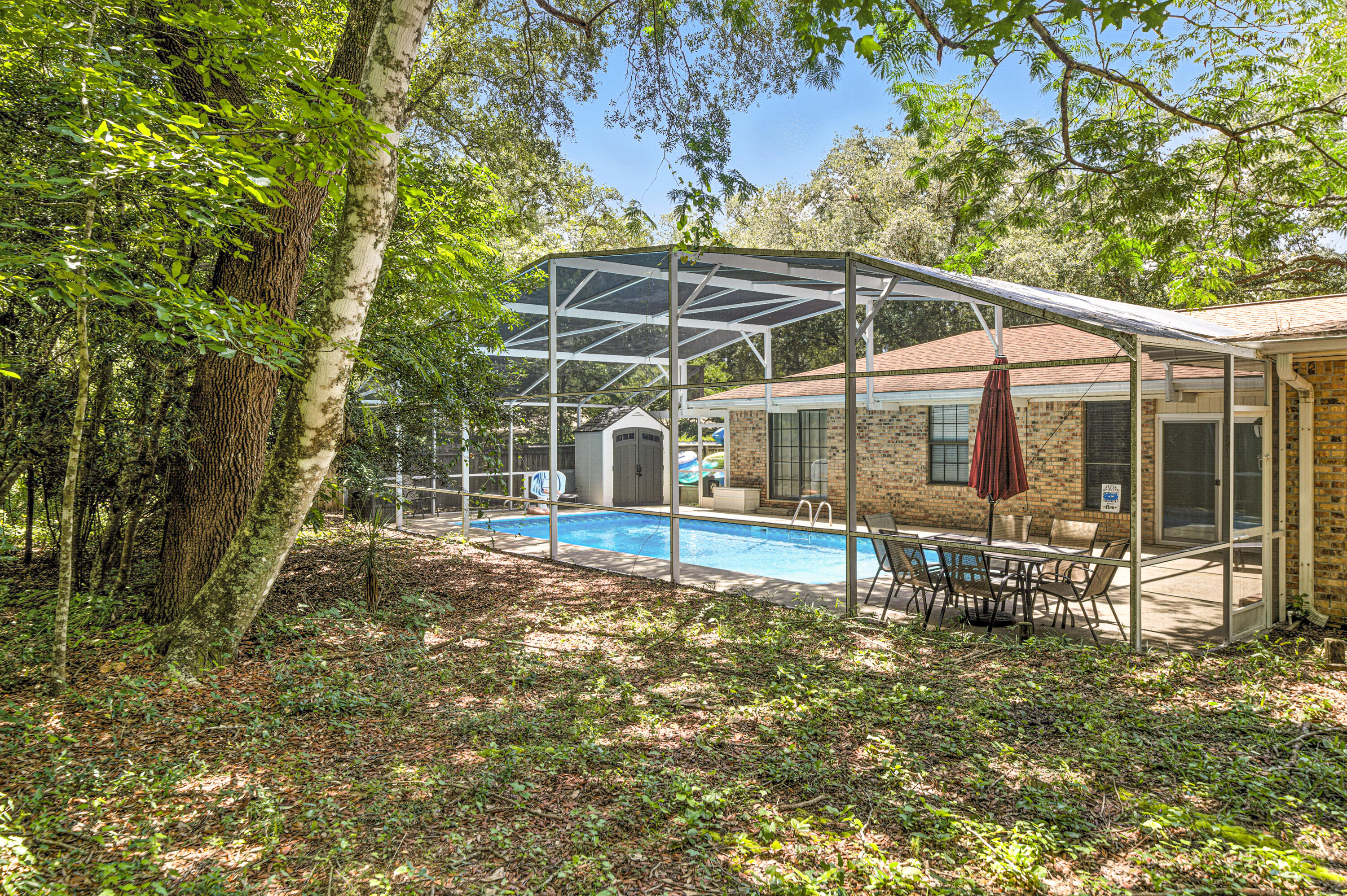 RAINTREE ESTATES - Residential